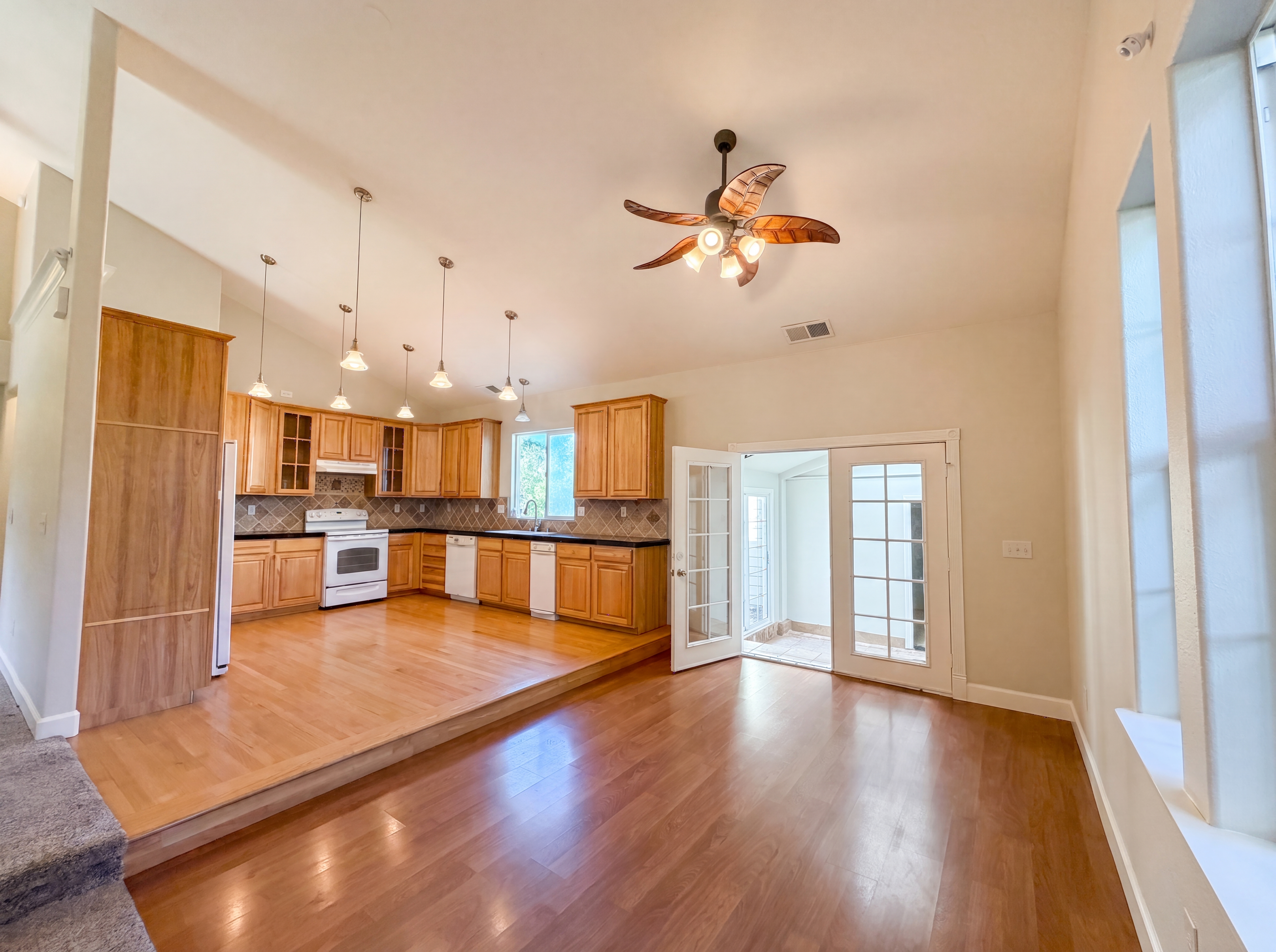Photo 14 of 48 of 8233 Fair Way, Citrus Heights, CA