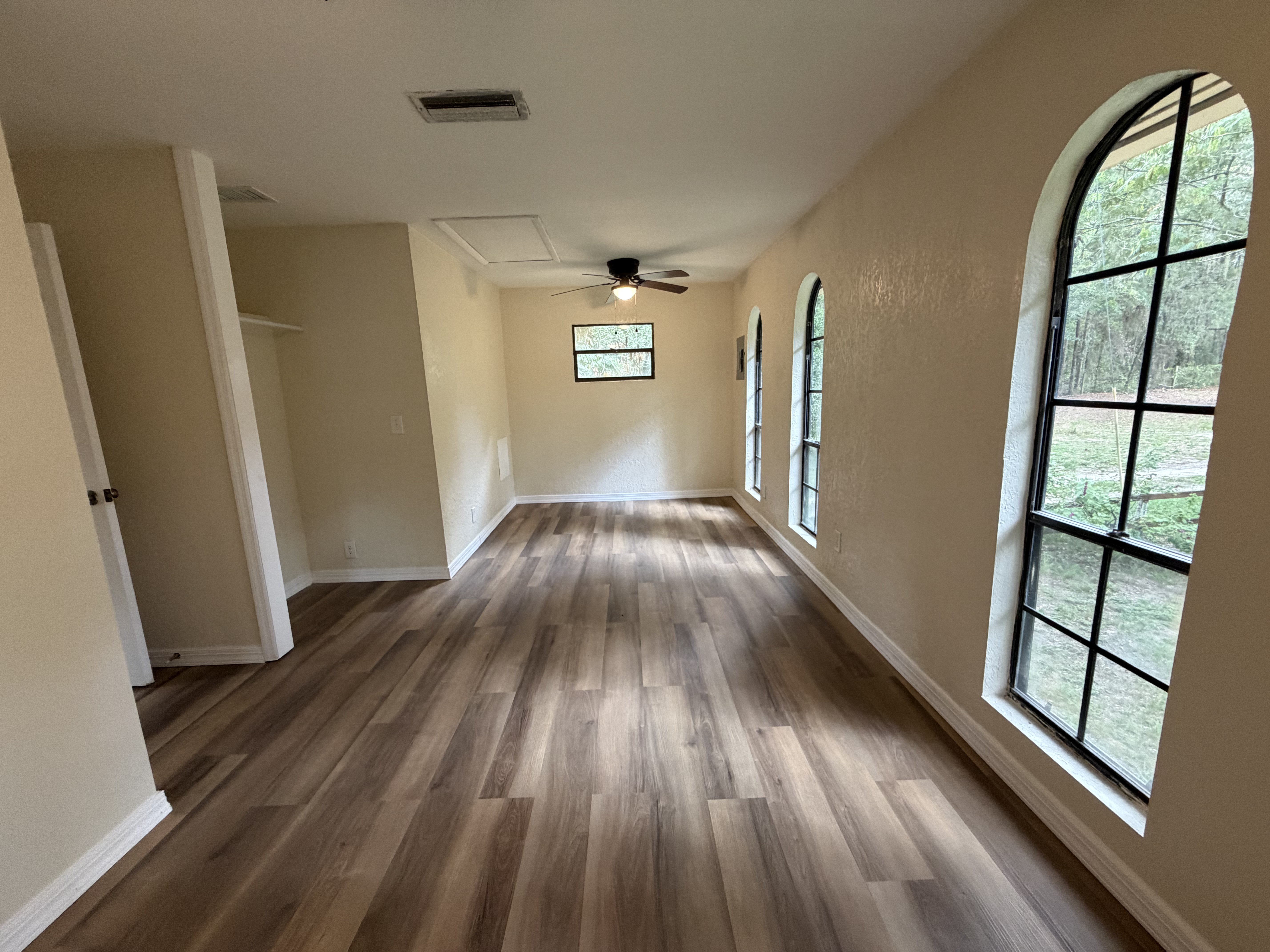 Photo 18 of 43 of 8042 County Line Rd, Melrose, FL