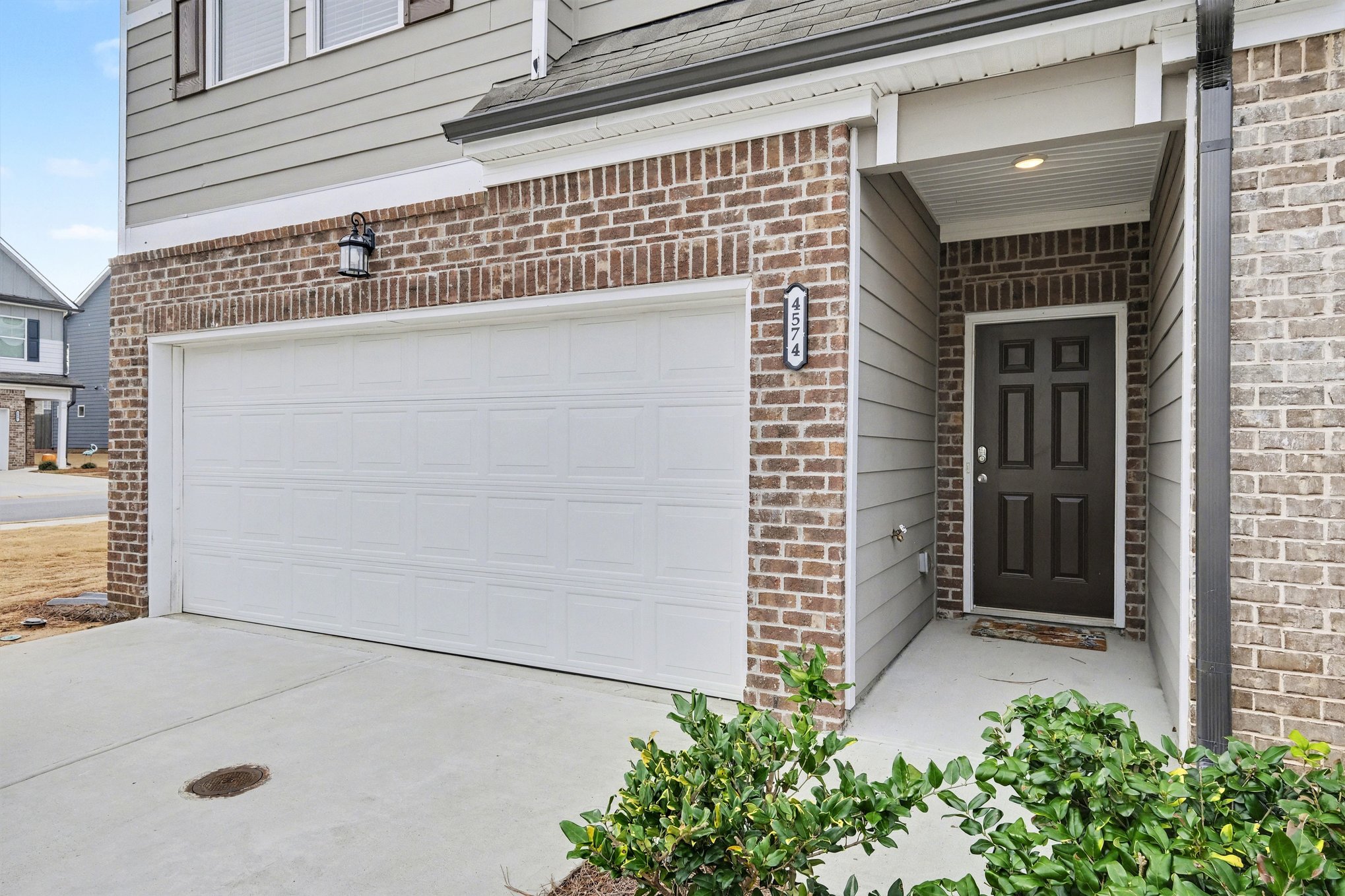 Photo 7 of 17 of 4574 Bishops Ln, Oakwood, GA