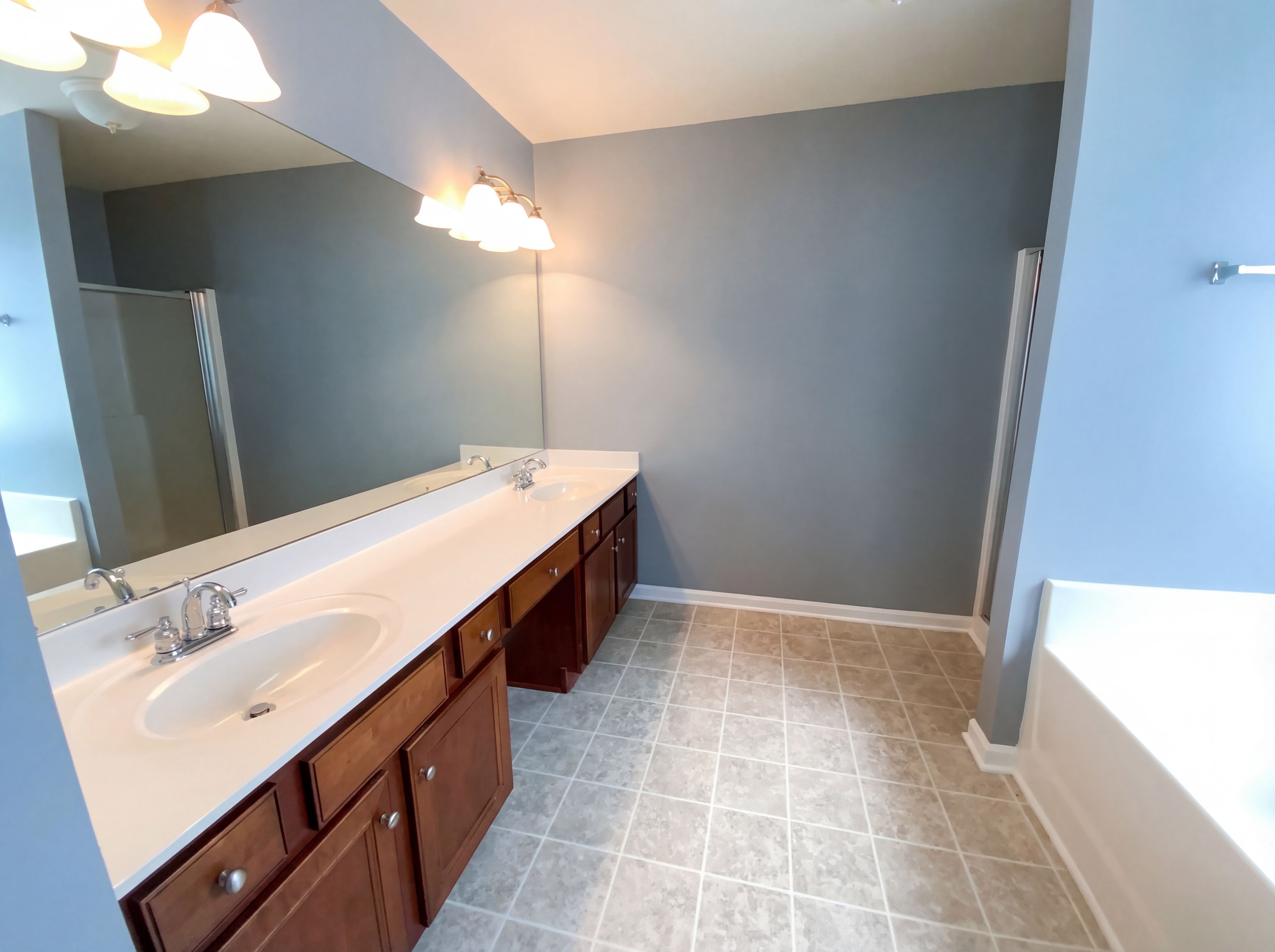 Photo 13 of 19 of 8915 Cinder Ln, Huntersville, NC
