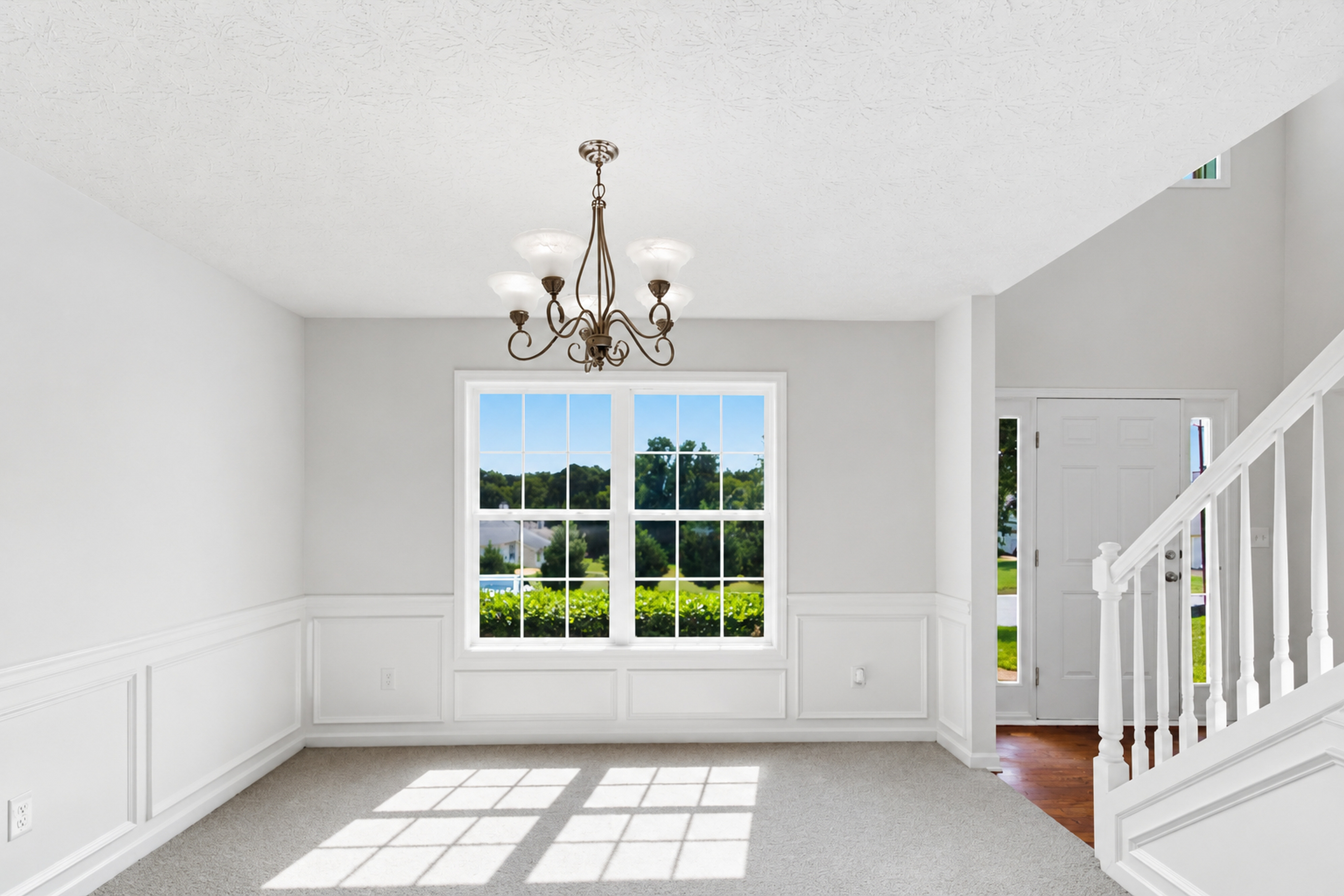 Photo 11 of 41 of 225 Avonlea Dr, Covington, GA
