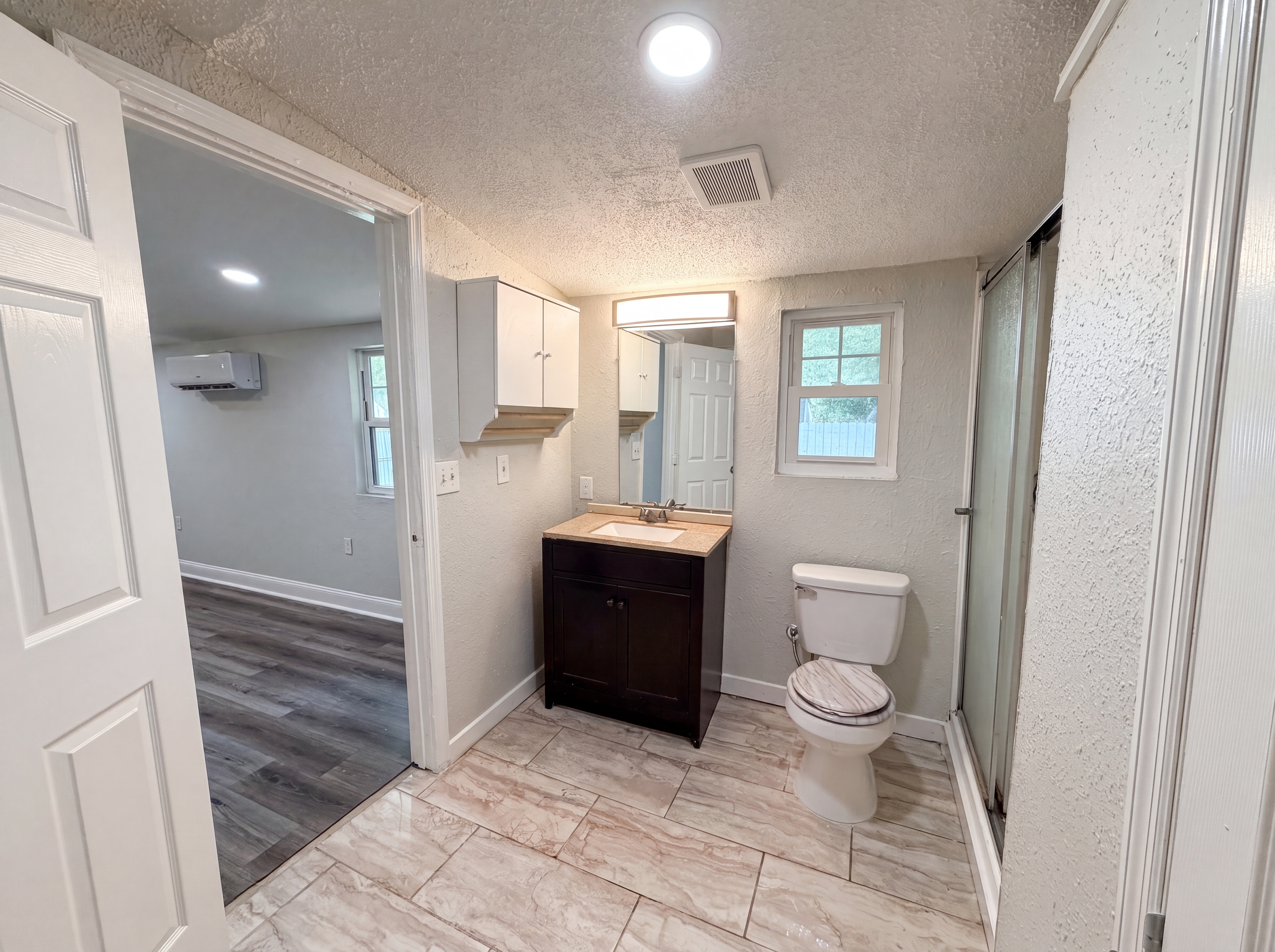 Photo 14 of 21 of 1502 Daroca Dr, Deltona, FL
