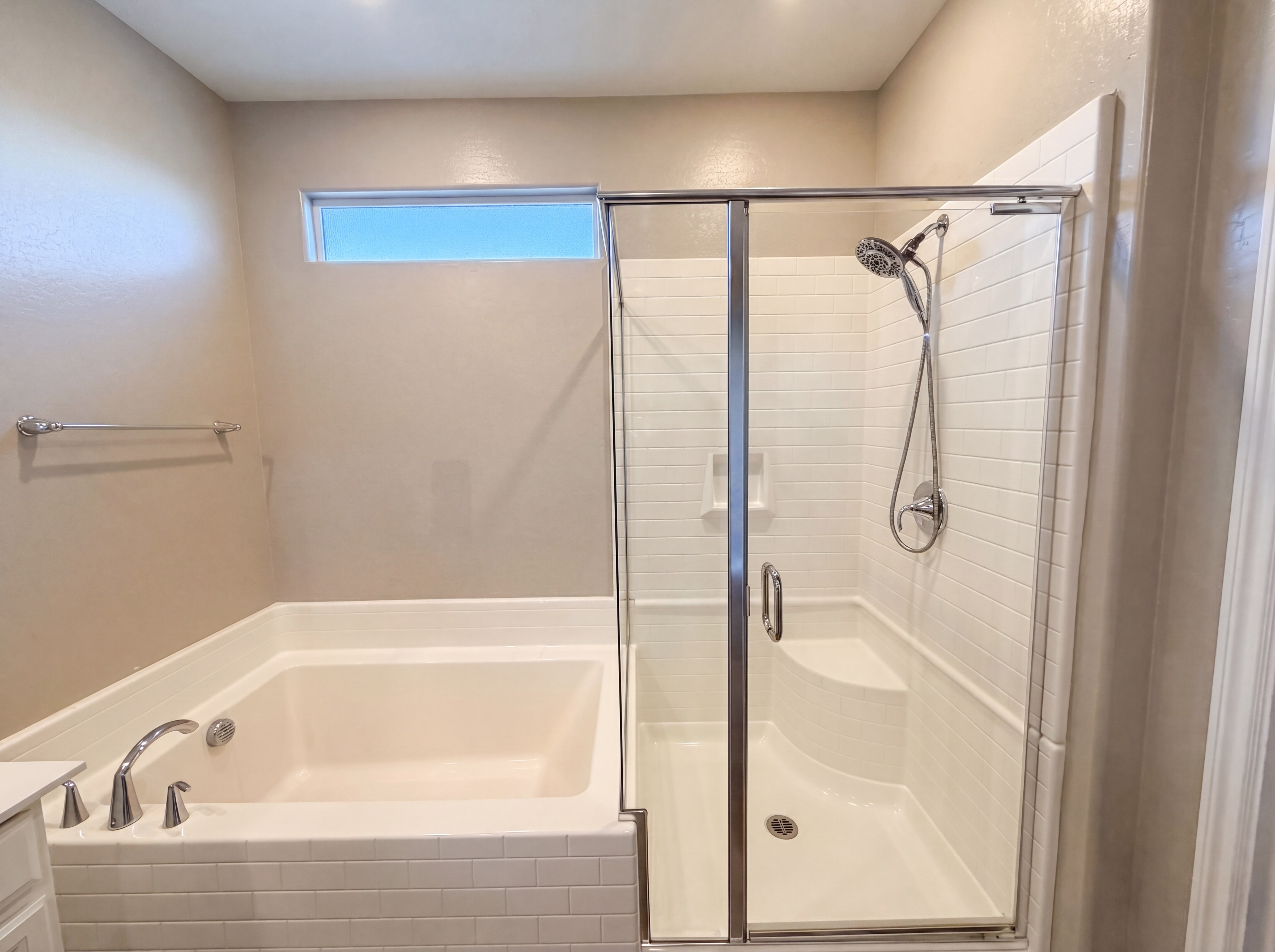 Photo 31 of 56 of 1418 Dire Wolf Ave, North Las Vegas, NV