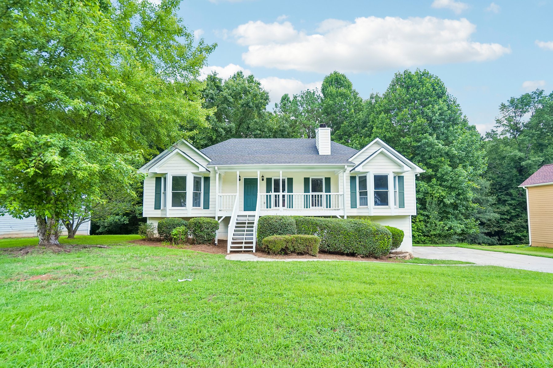 Photo 1 of 484 Legacy Park Dr