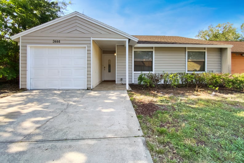 Property photo 1 of 3444 Excalibur Way E