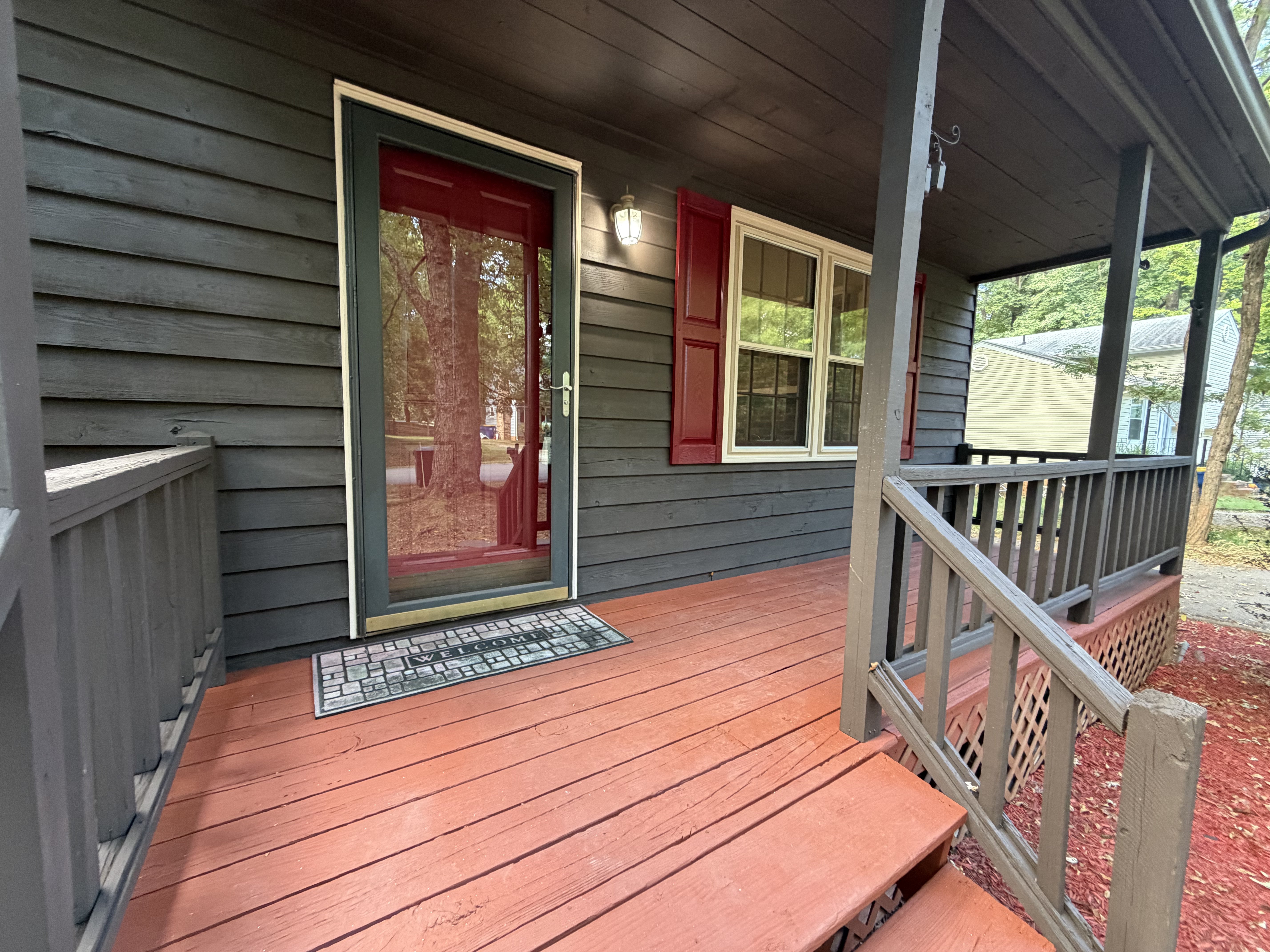 Photo 6 of 16 of 12330 Deerhurst Dr, Midlothian, VA
