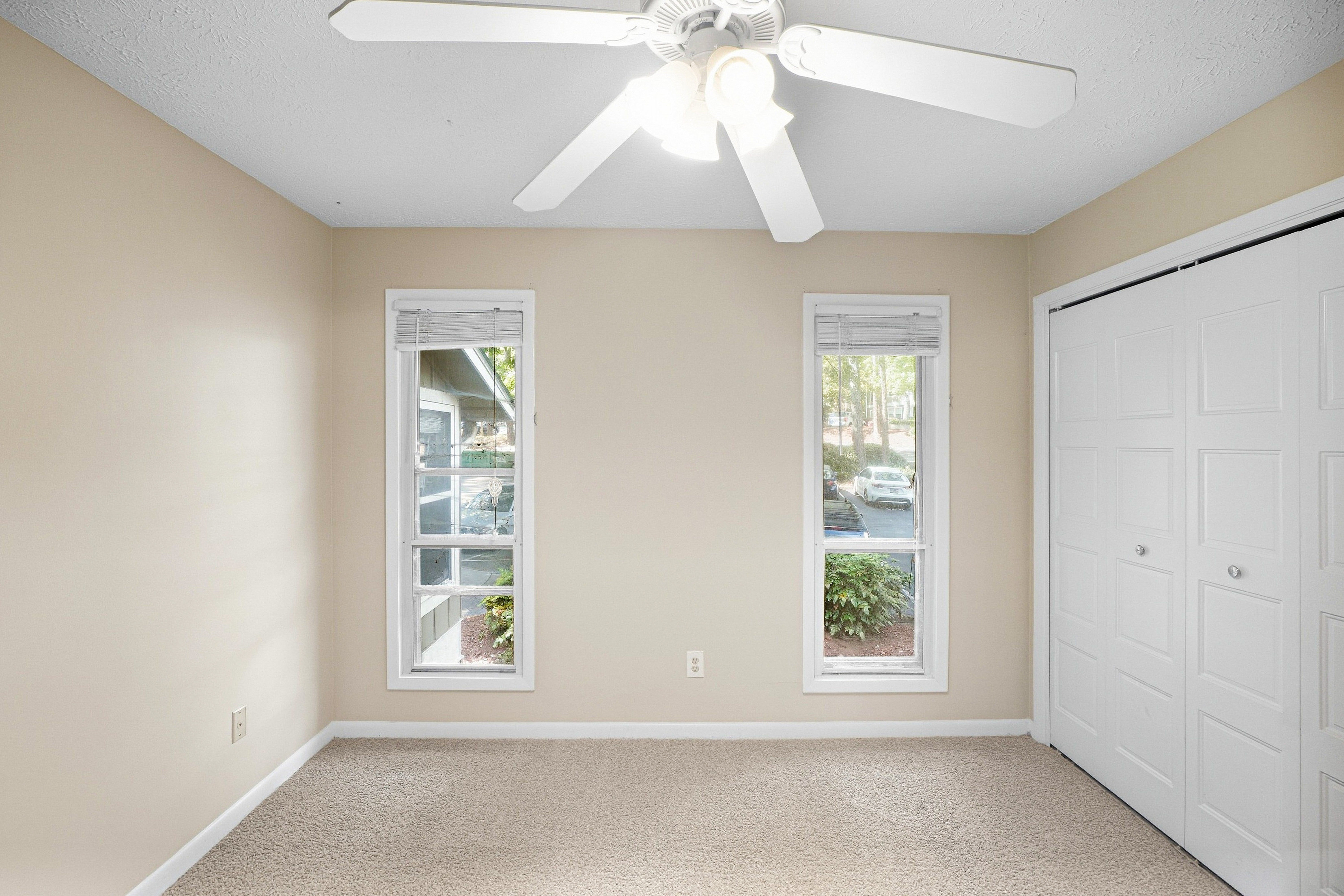 Photo 19 of 30 of 5145 Roswell Rd, Sandy Springs, GA