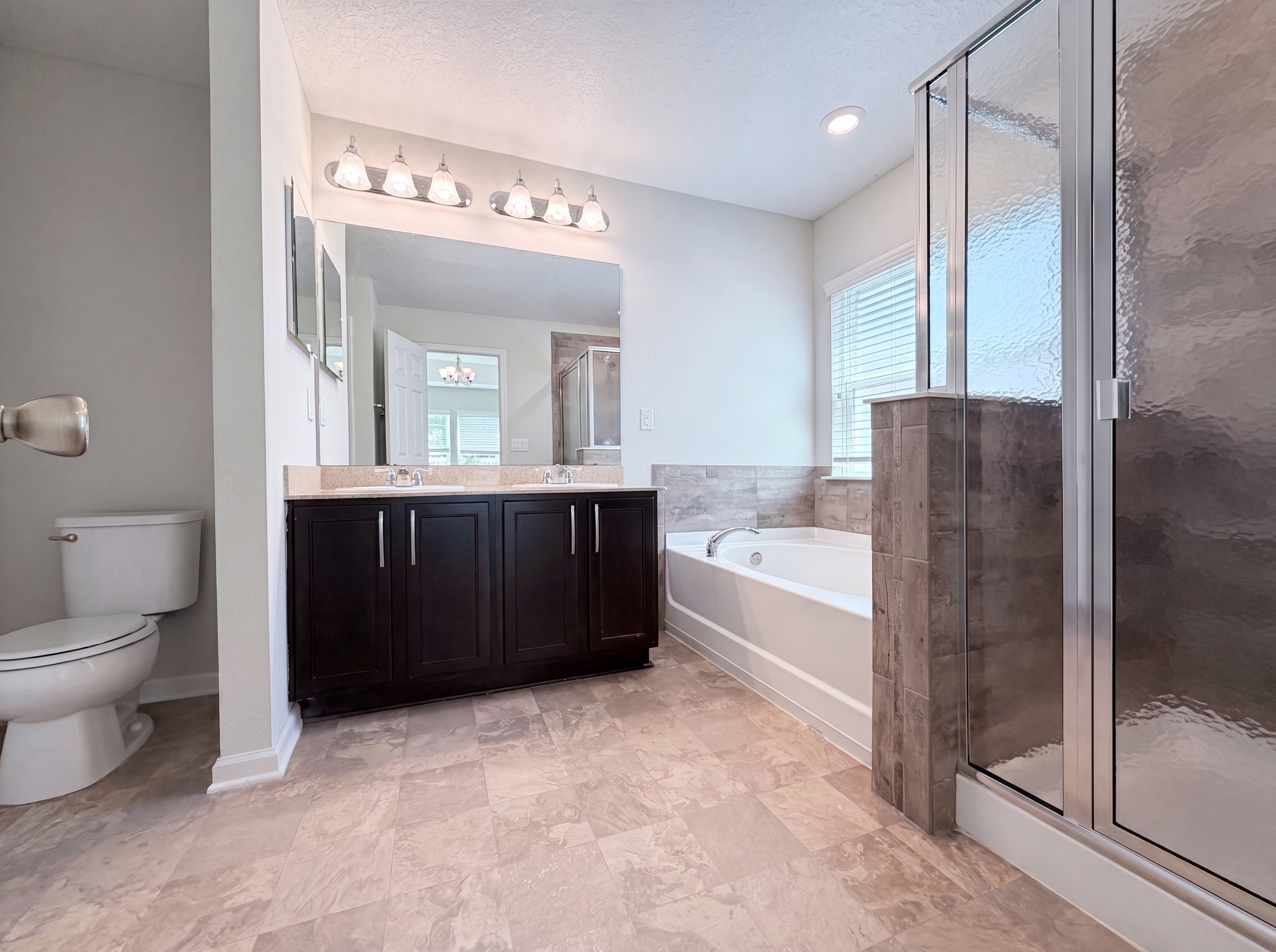 Photo 9 of 18 of 351 Hepburn Rd, Orange Park, FL