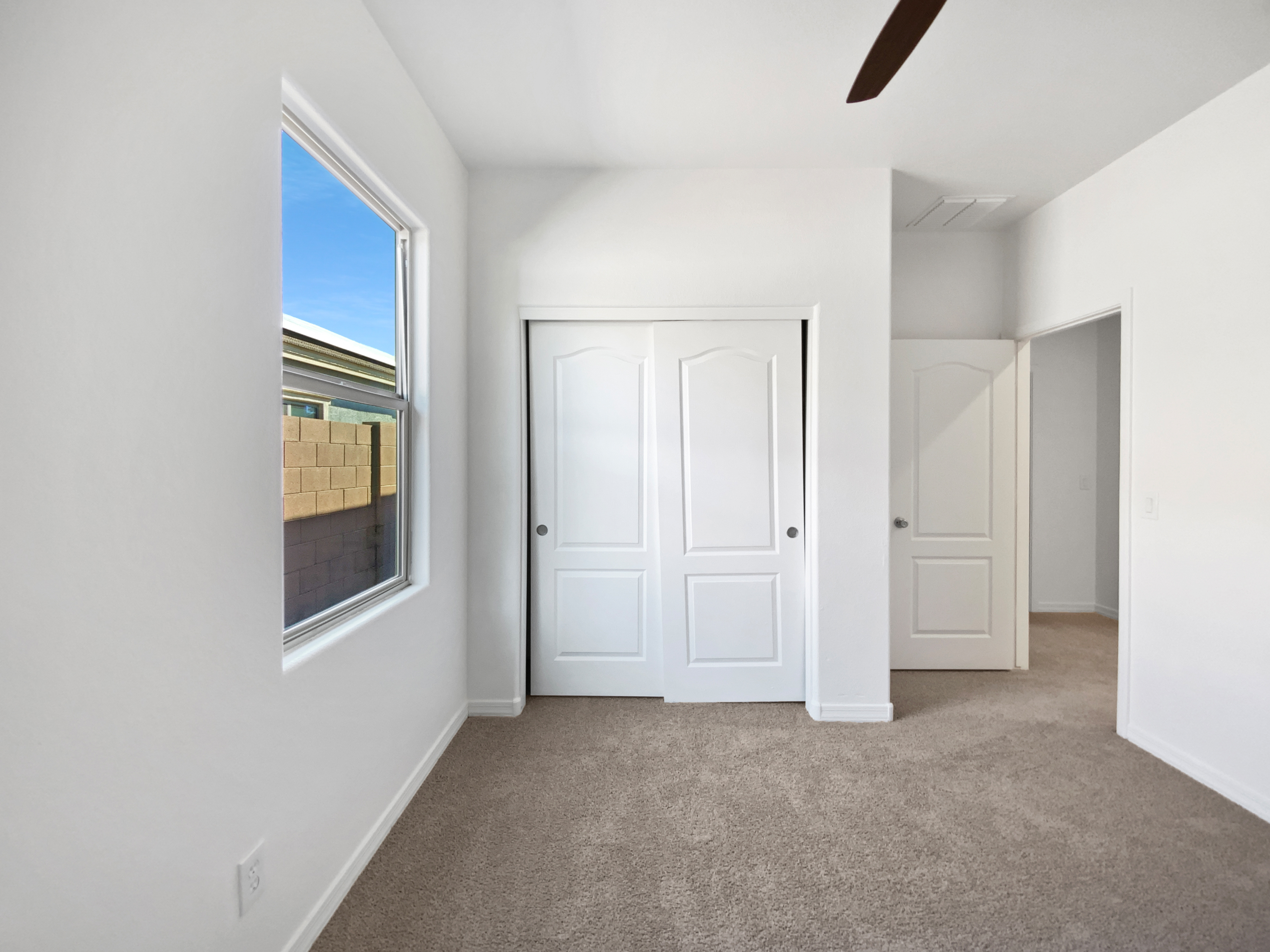 Photo 14 of 17 of 42549 W Monteverde Dr, Maricopa, AZ