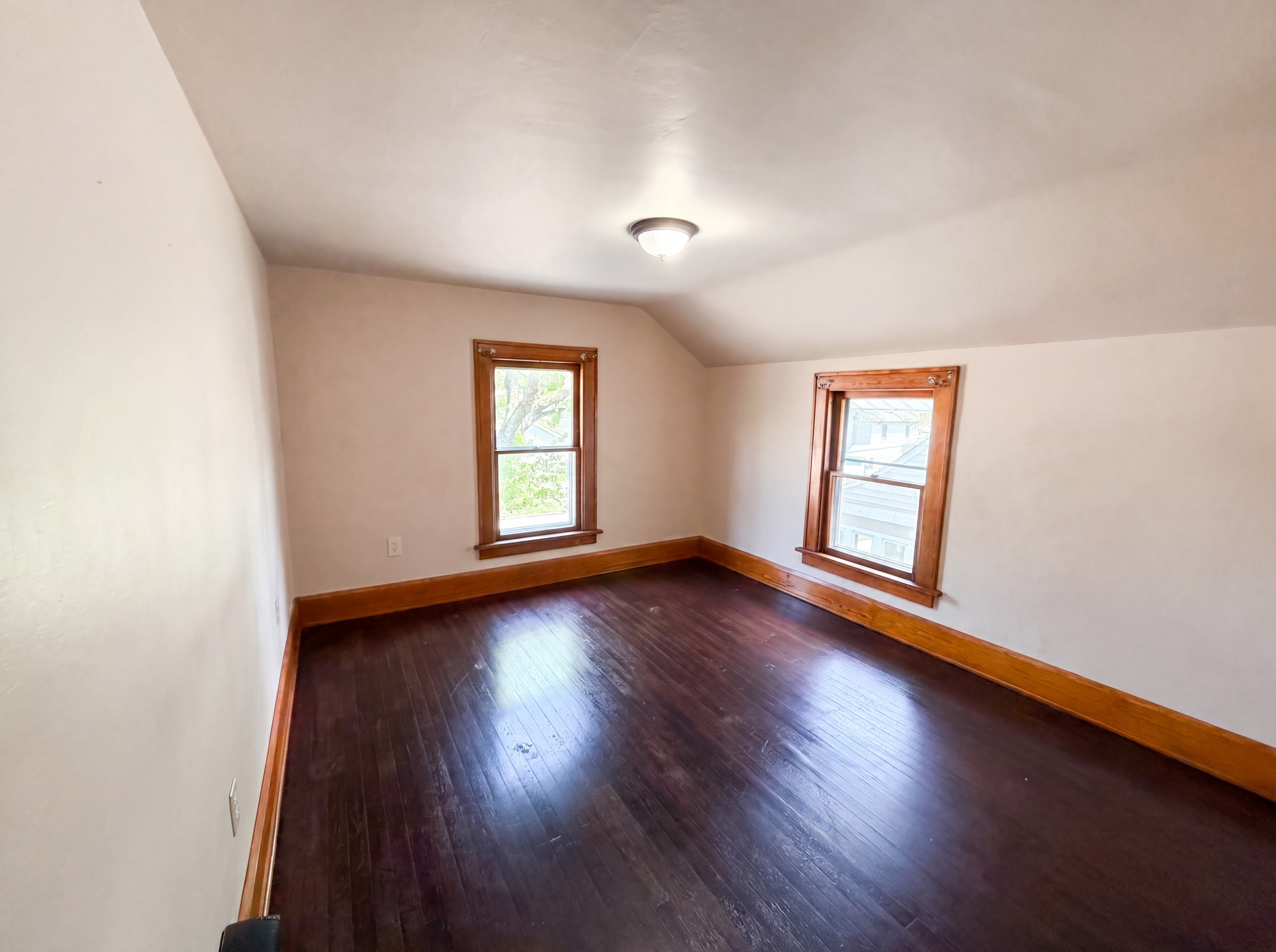 Photo 13 of 23 of 384 Mildred St, Painesville, OH