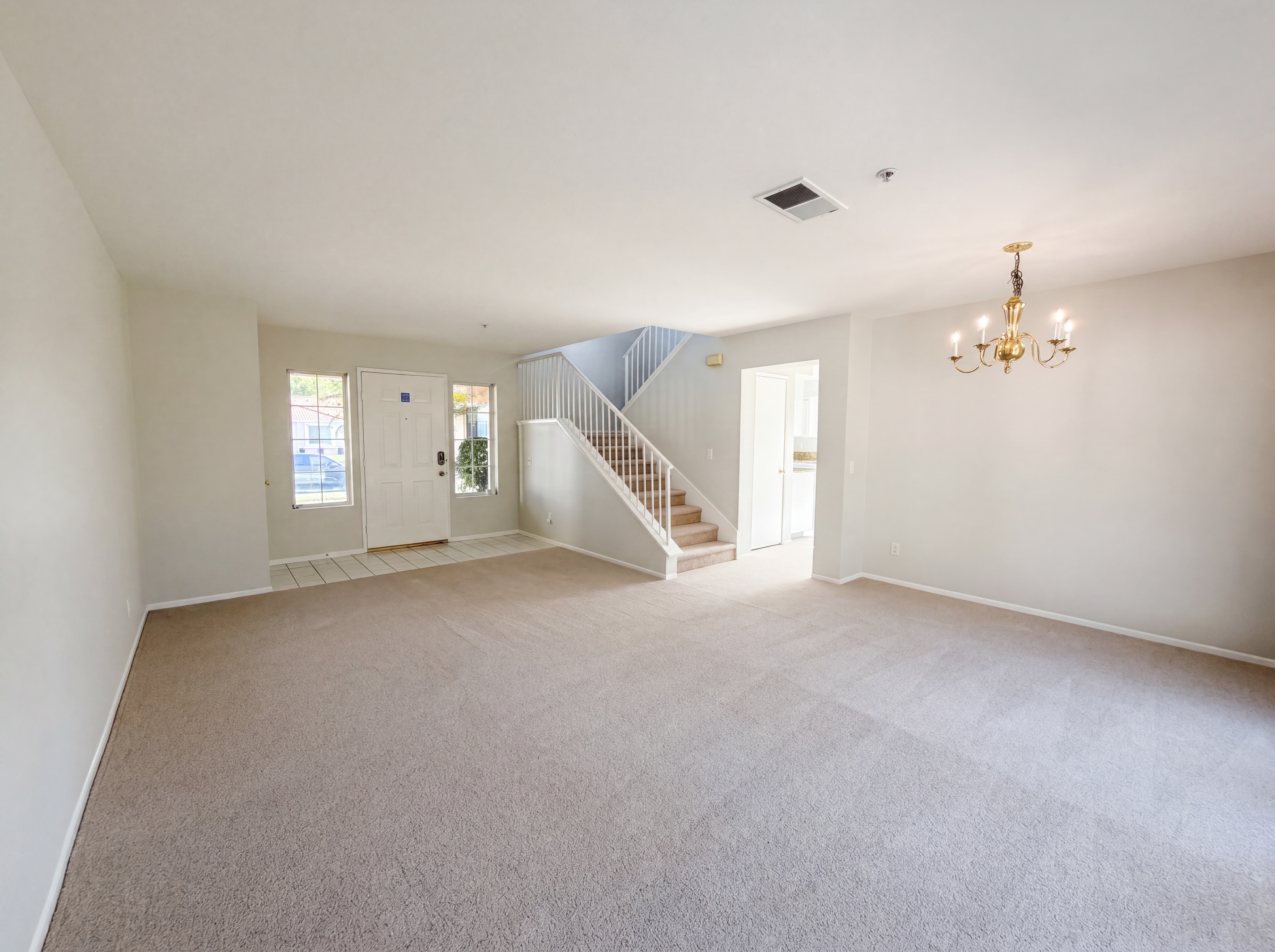 Photo 10 of 23 of 2565 W Fairview Dr, Rialto, CA