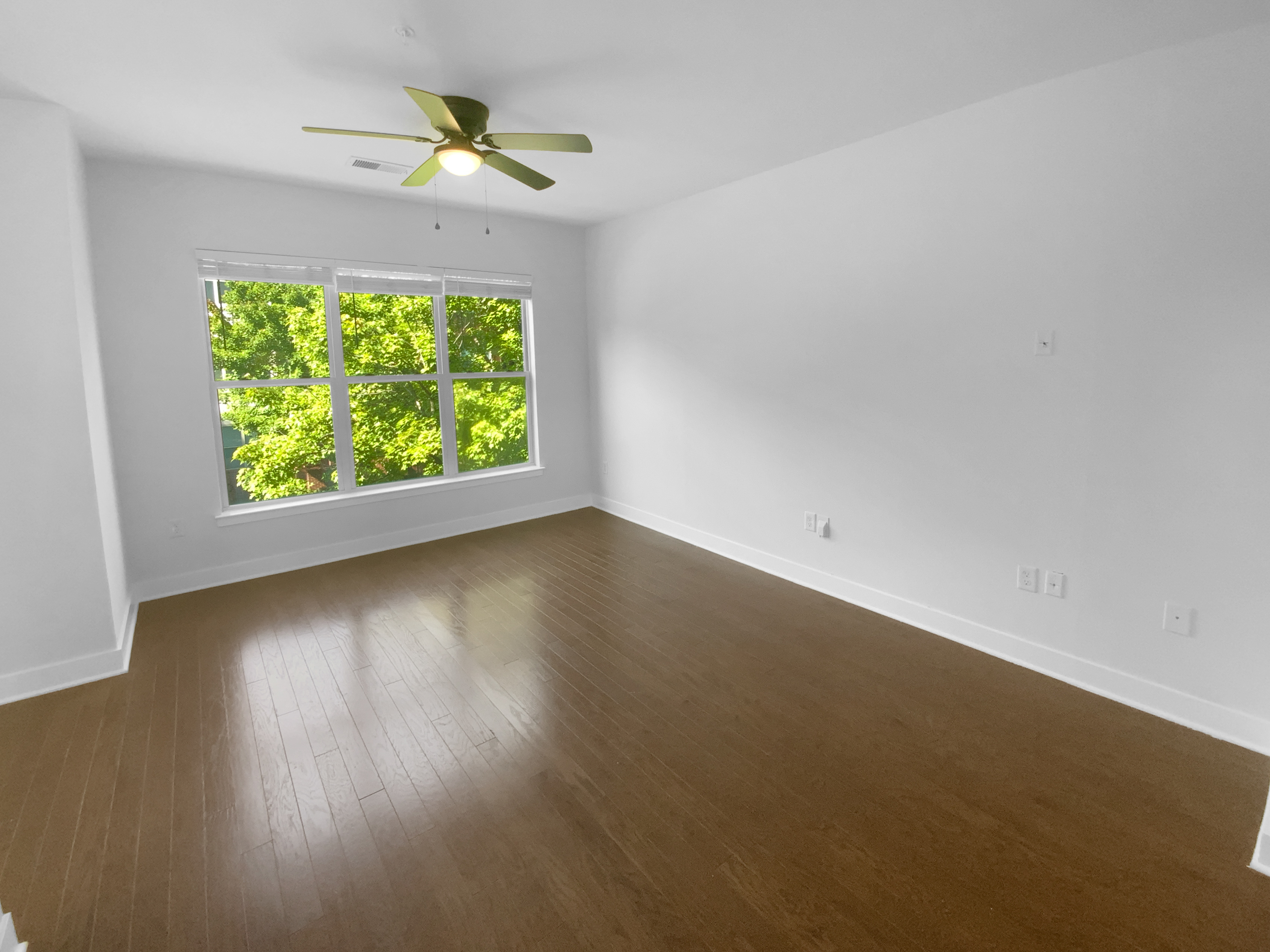 Photo 8 of 25 of 1031 Skyline View Way, Charlotte, NC