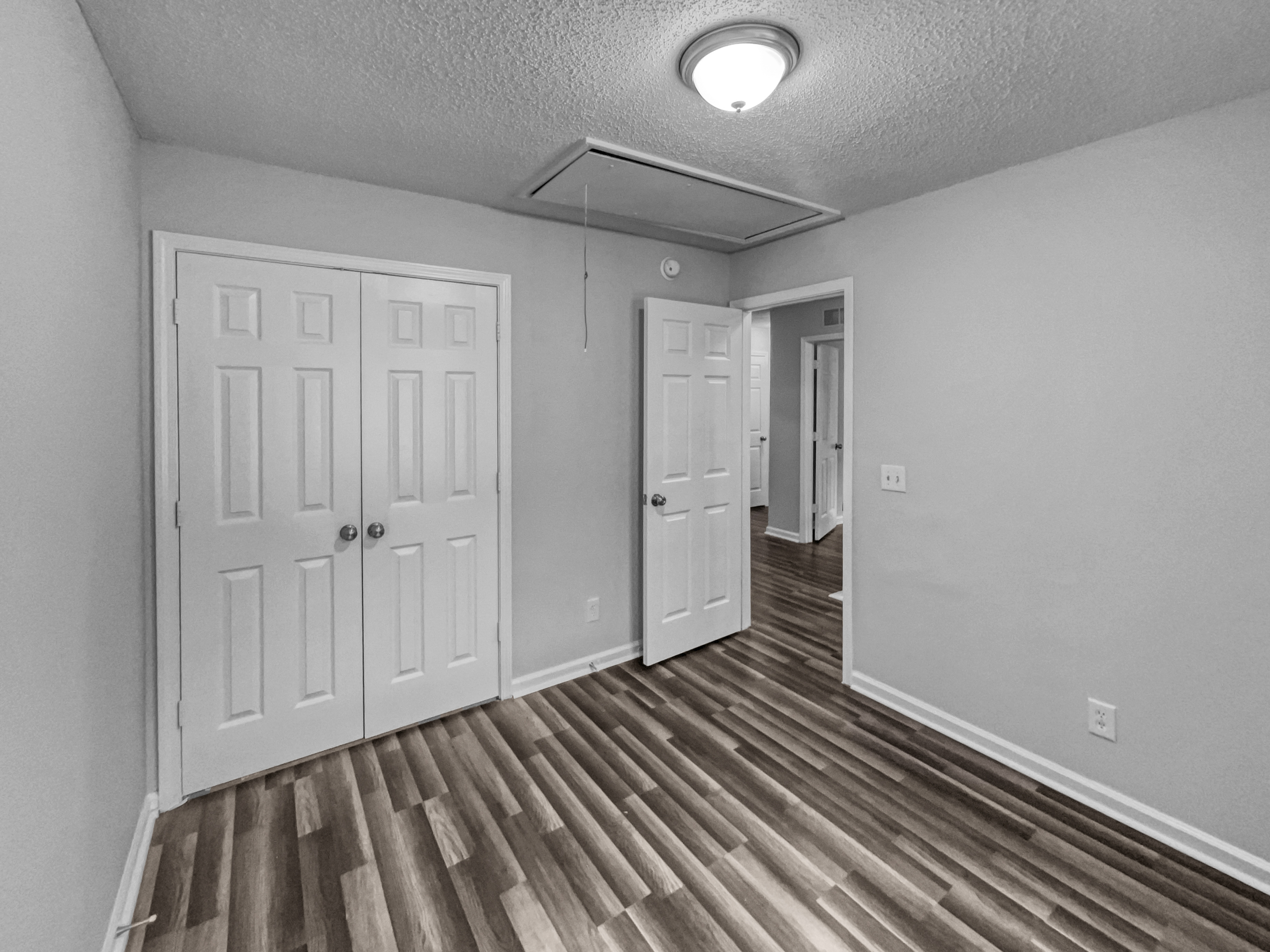 Photo 14 of 23 of 1216 Briarwood Dr, Mebane, NC
