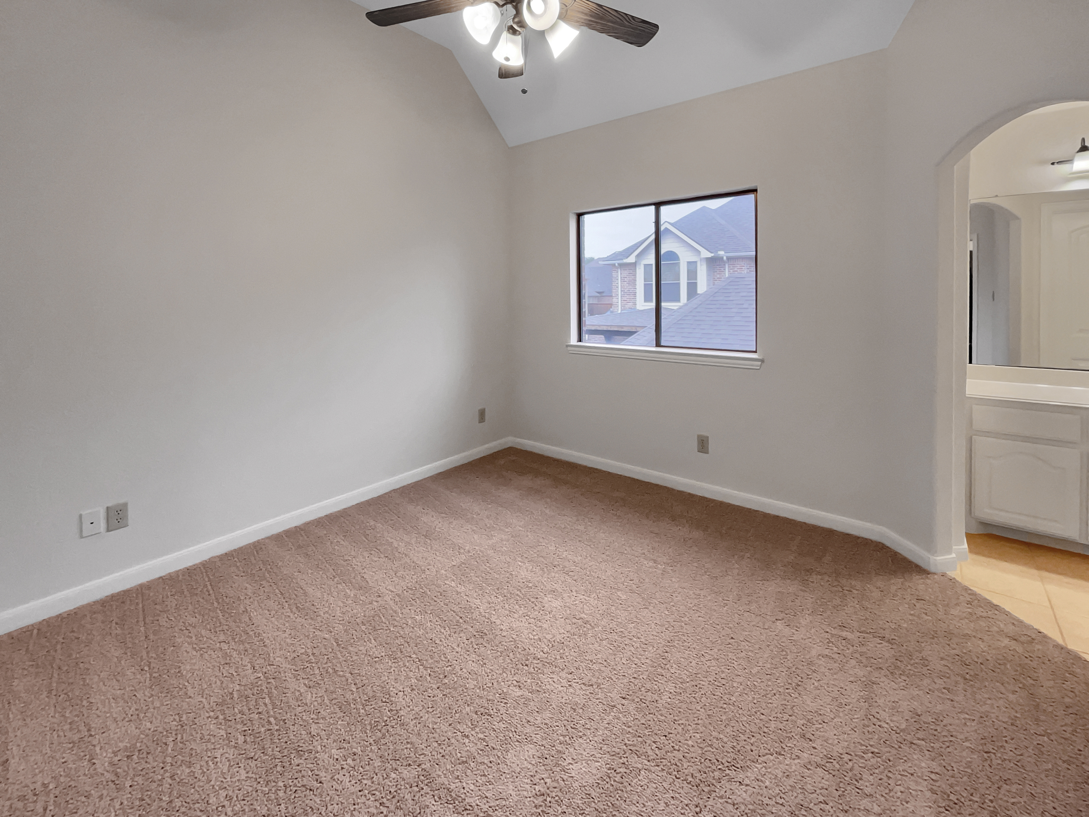 Photo 31 of 36 of 913 Clack Dr, Garland, TX