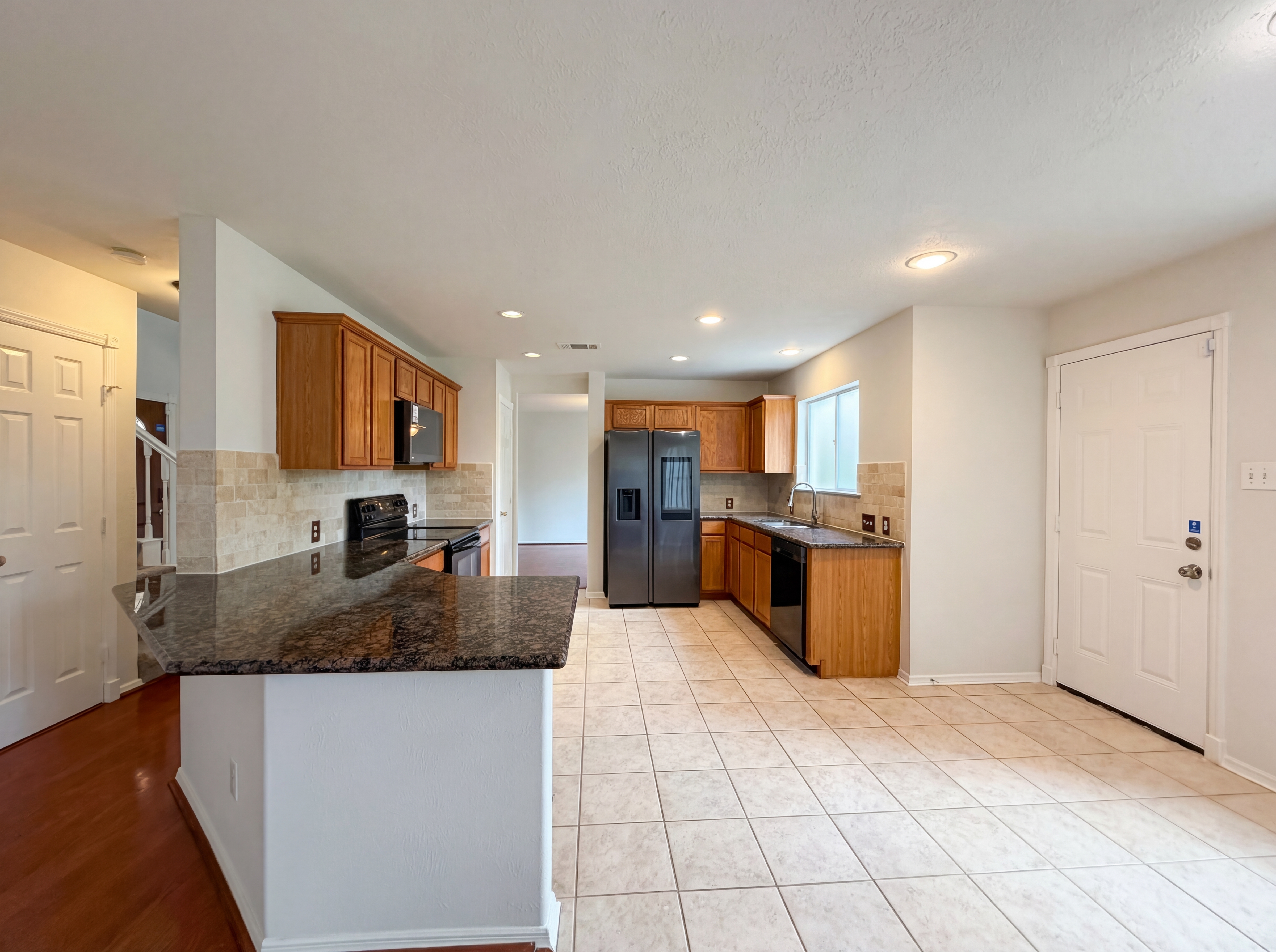 Photo 10 of 23 of 18306 Water Mill Dr, Cypress, TX