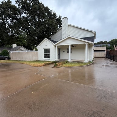 Property photo 1 of 3911 White Settlement Rd