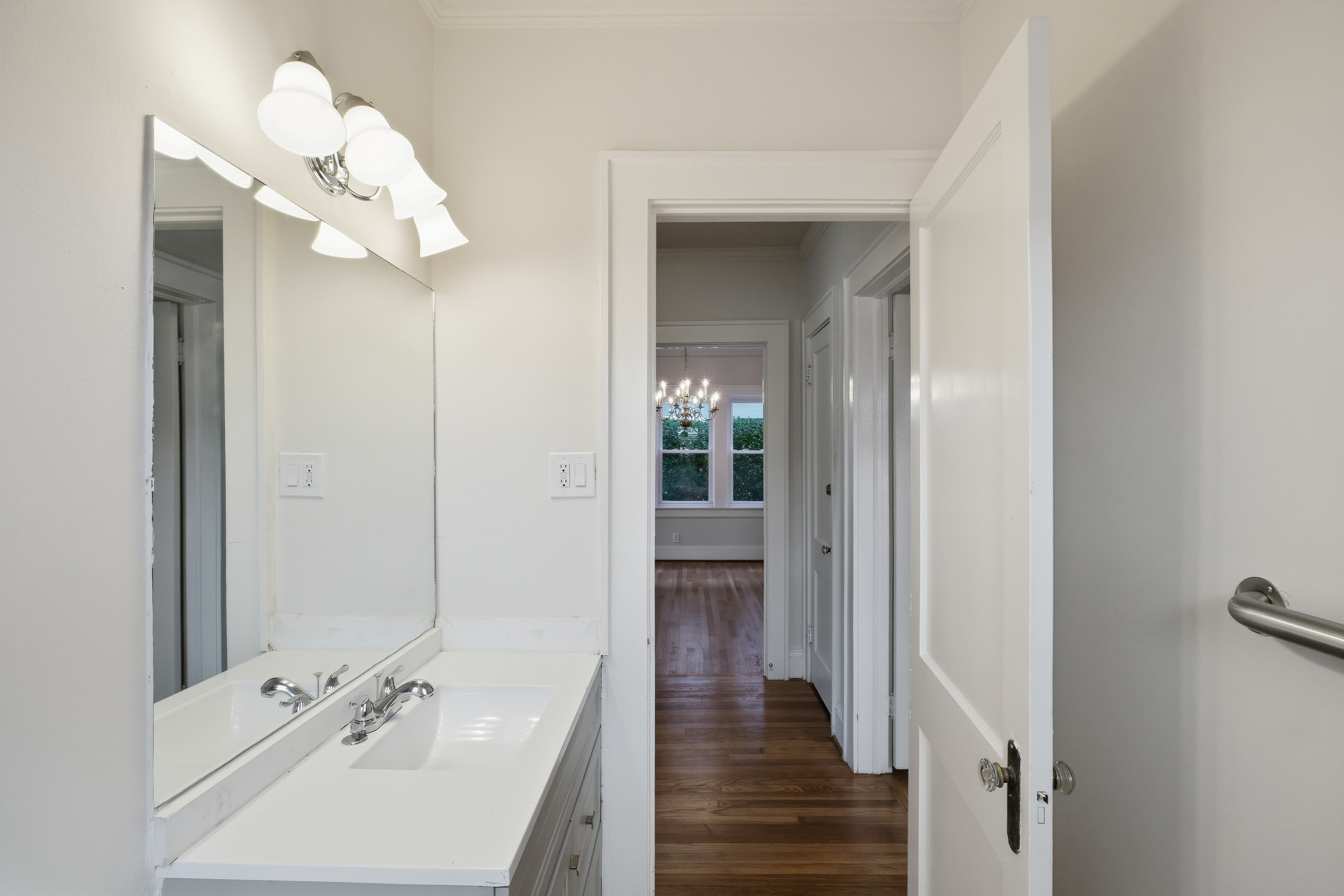 Photo 19 of 27 of 1133 Hudson Dr NE, Atlanta, GA