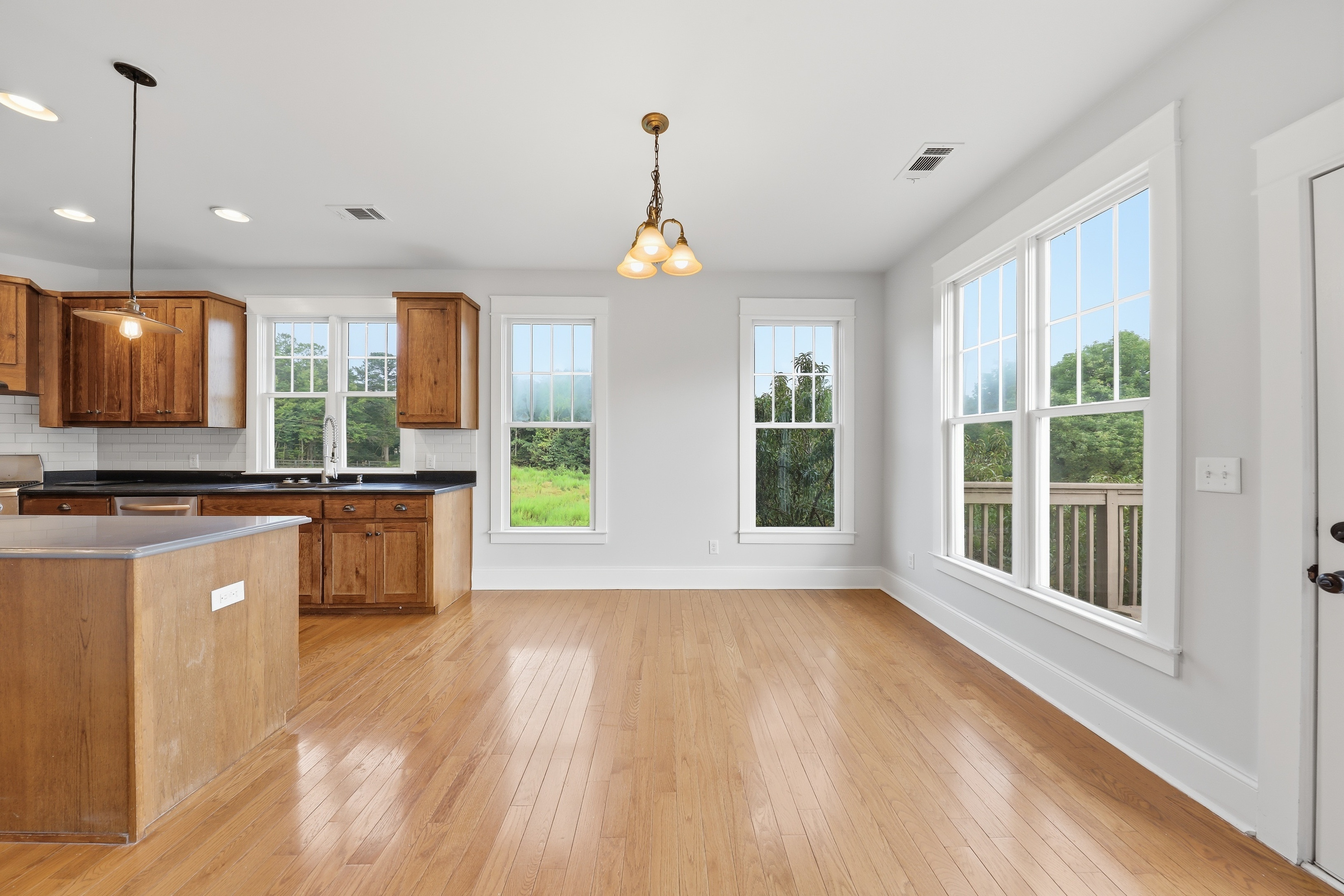 Photo 24 of 90 of 7226 Tyree Rd, Winston, GA