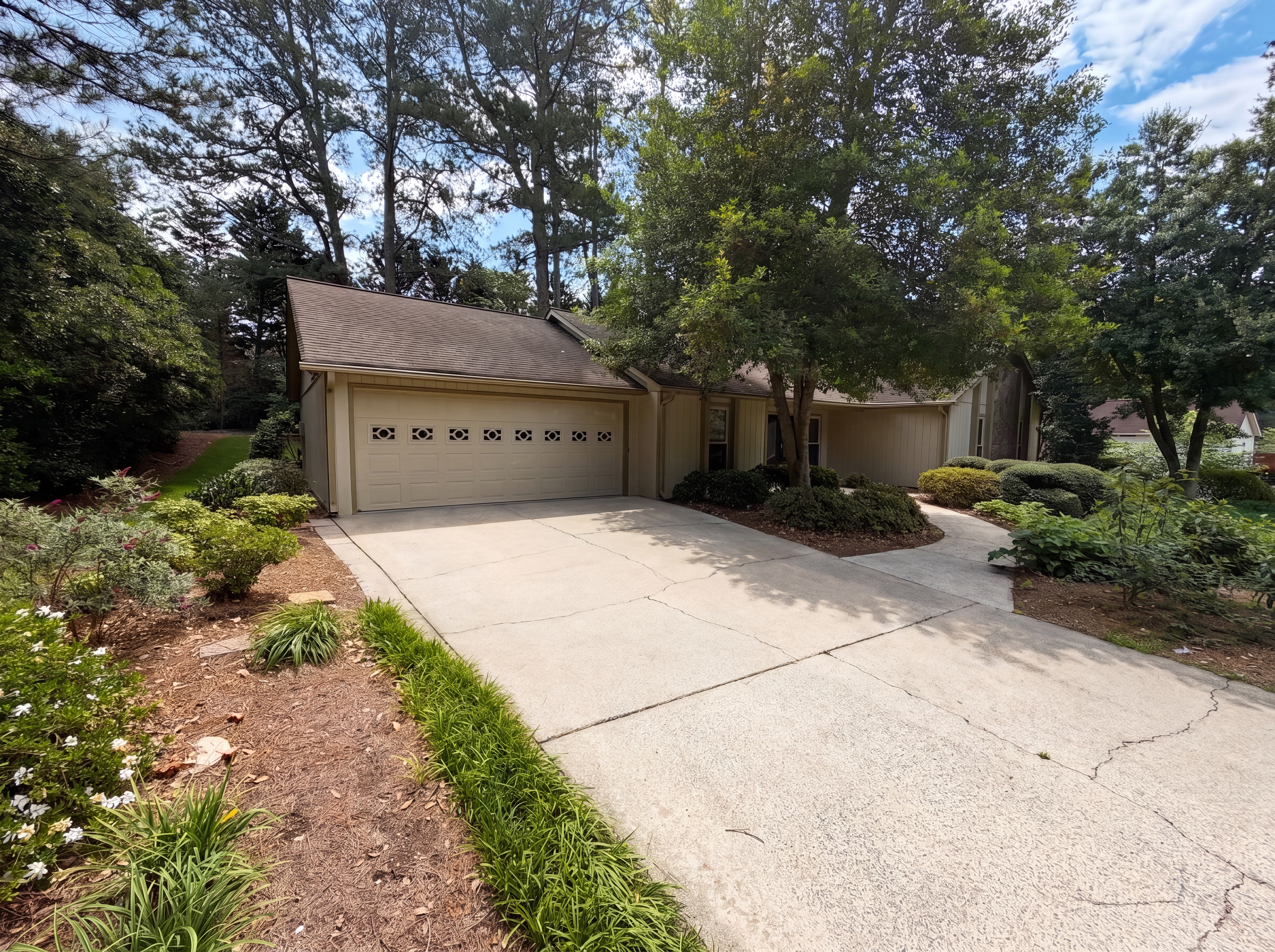 Photo 25 of 29 of 2110 Old Forge Way, Marietta, GA