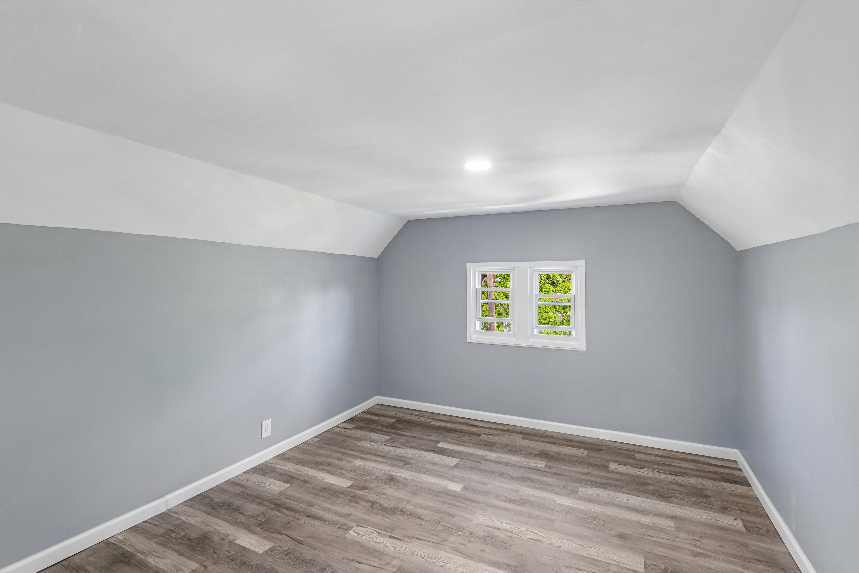 Photo 18 of 28 of 4012 Bluestone Rd, Cleveland, OH