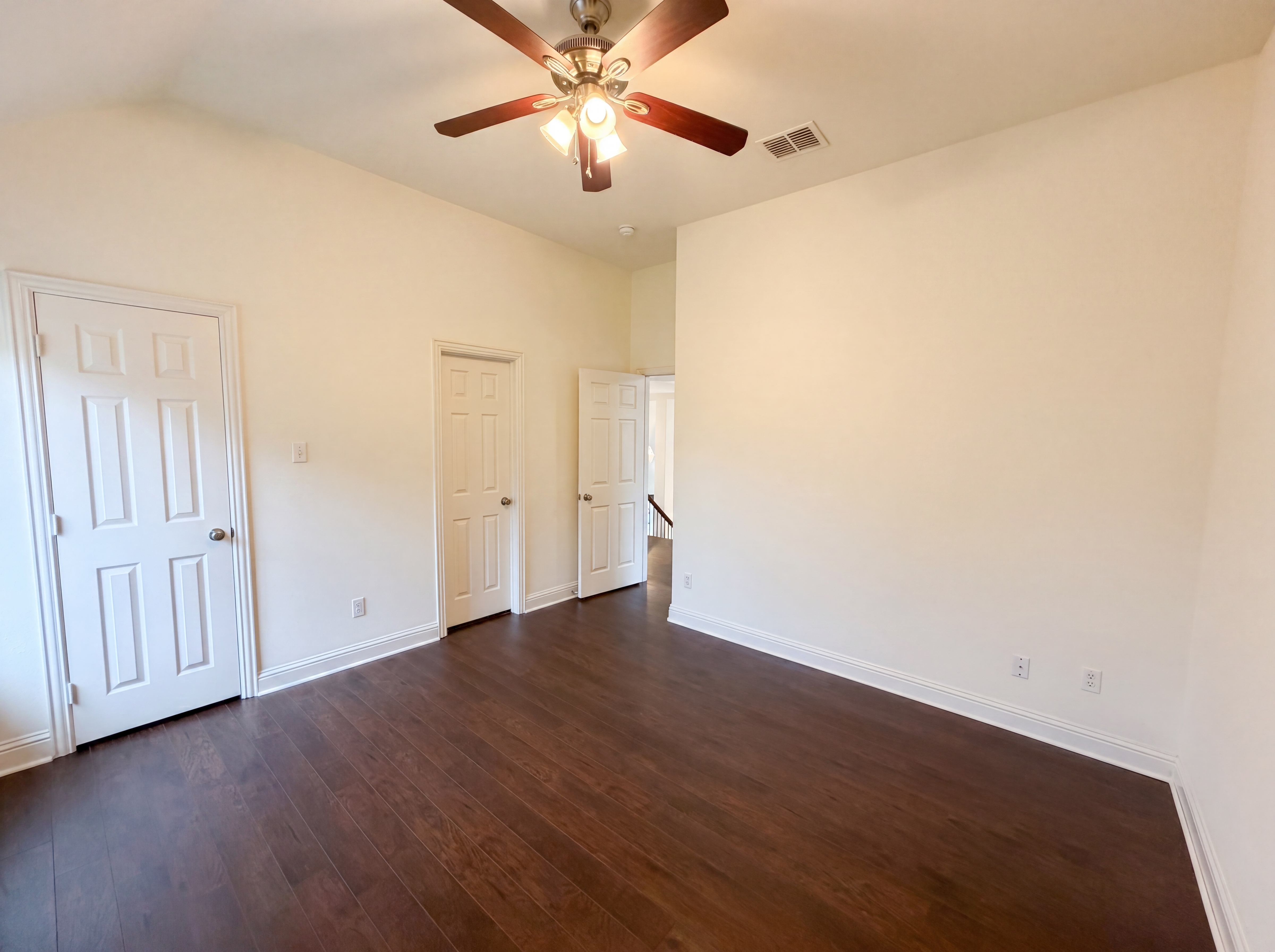 Photo 14 of 22 of 2446 Chesterfield Rd, Garland, TX