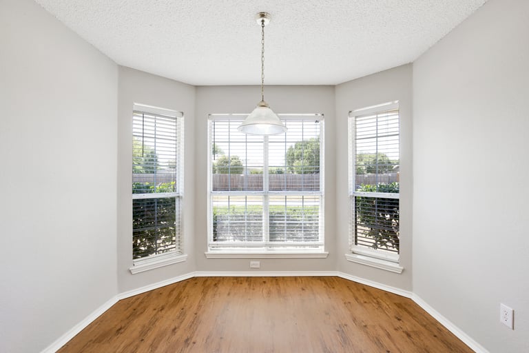Photo 10 of 24 - 8567 Garden Springs Dr, Fort Worth, TX 76123