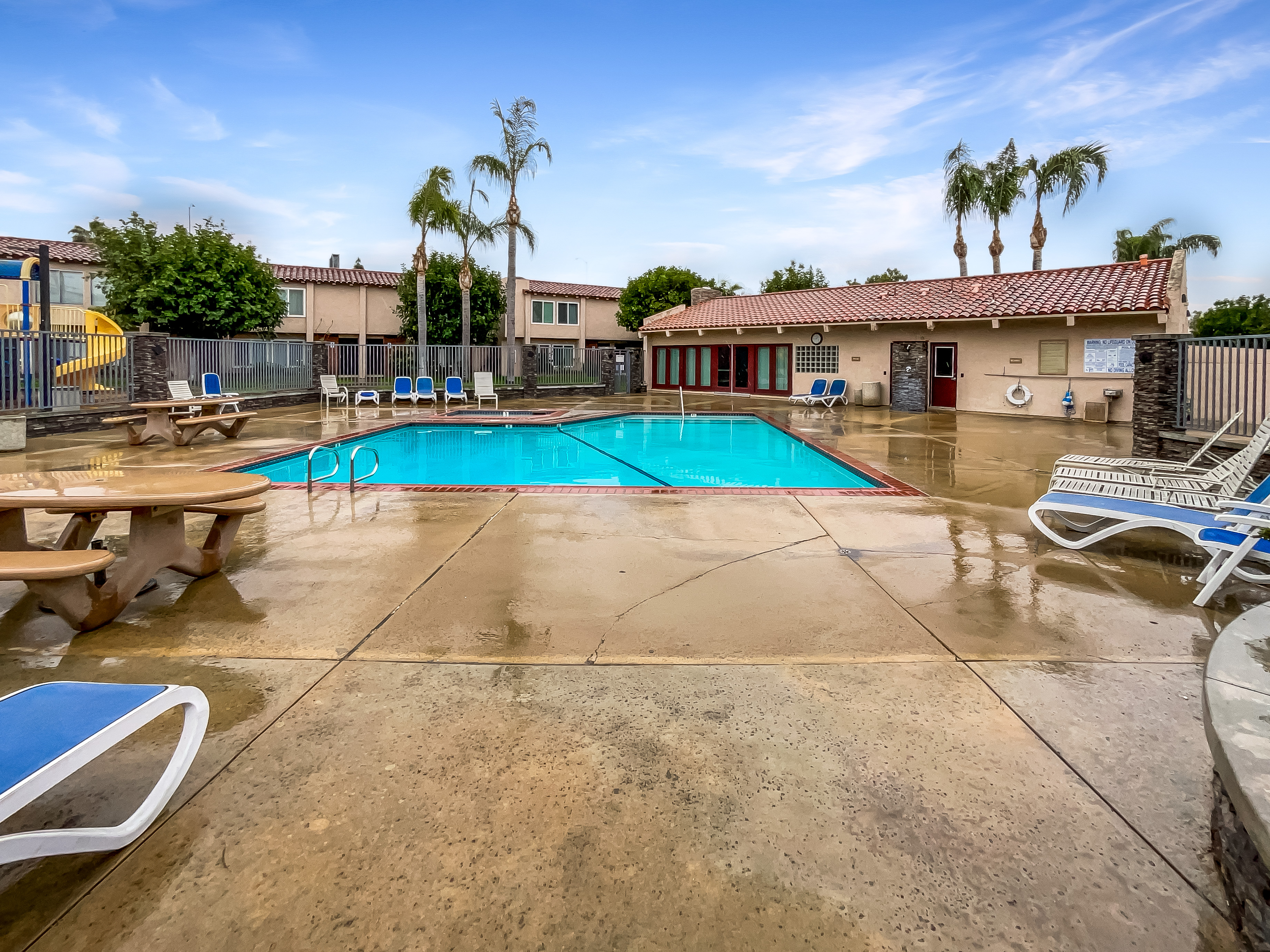 Photo 7 of 20 of 700 W La Veta Ave, Orange, CA