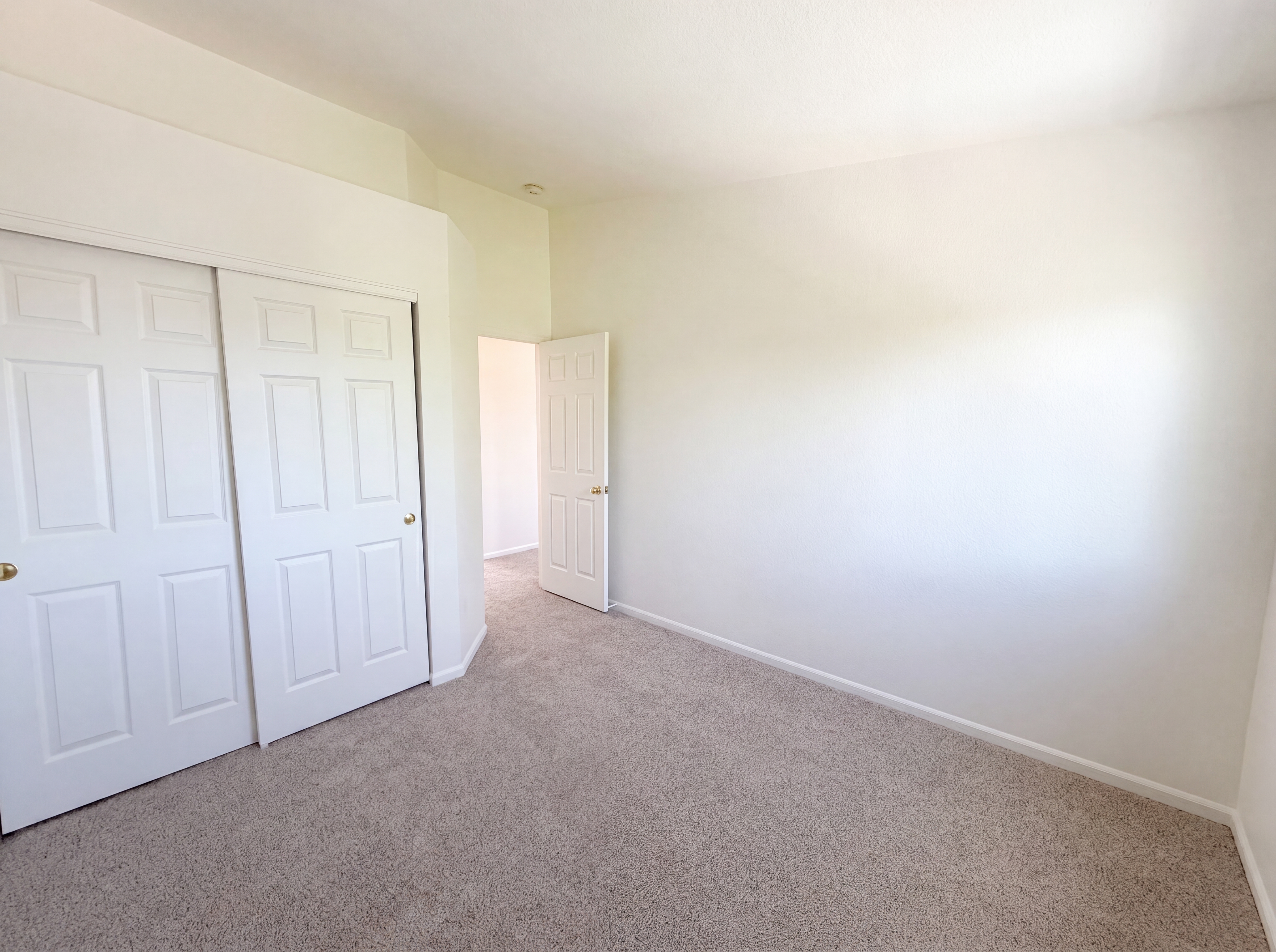 Photo 12 of 29 of 7190 Pine Hills Way, Littleton, CO