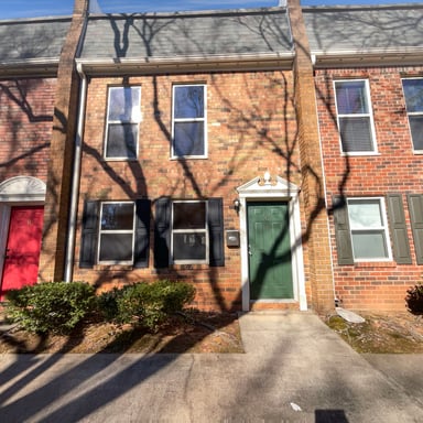 Property photo 1 of 165 N River Dr Unit G