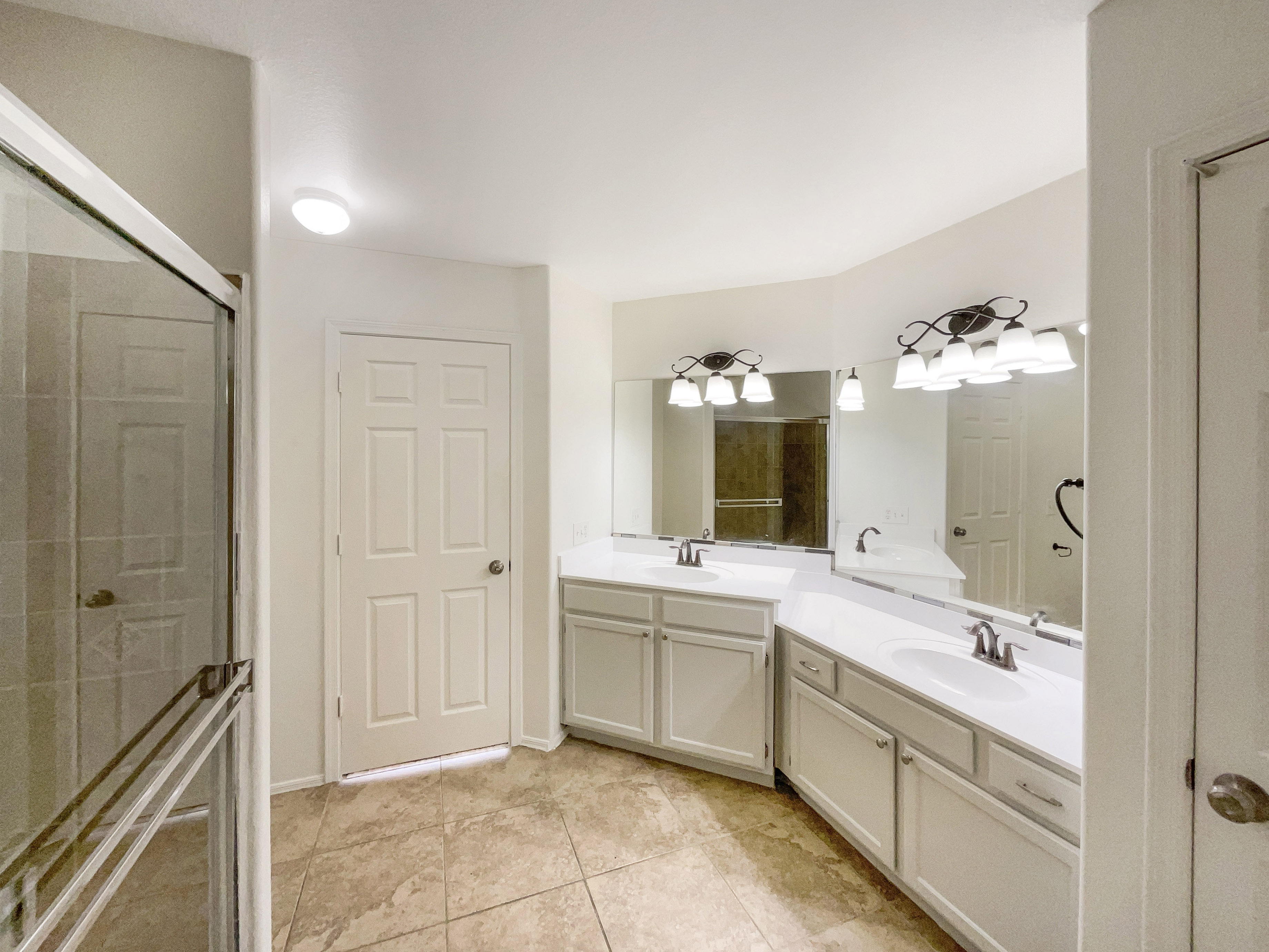 Photo 8 of 23 of 10410 N Cave Creek Rd, Phoenix, AZ