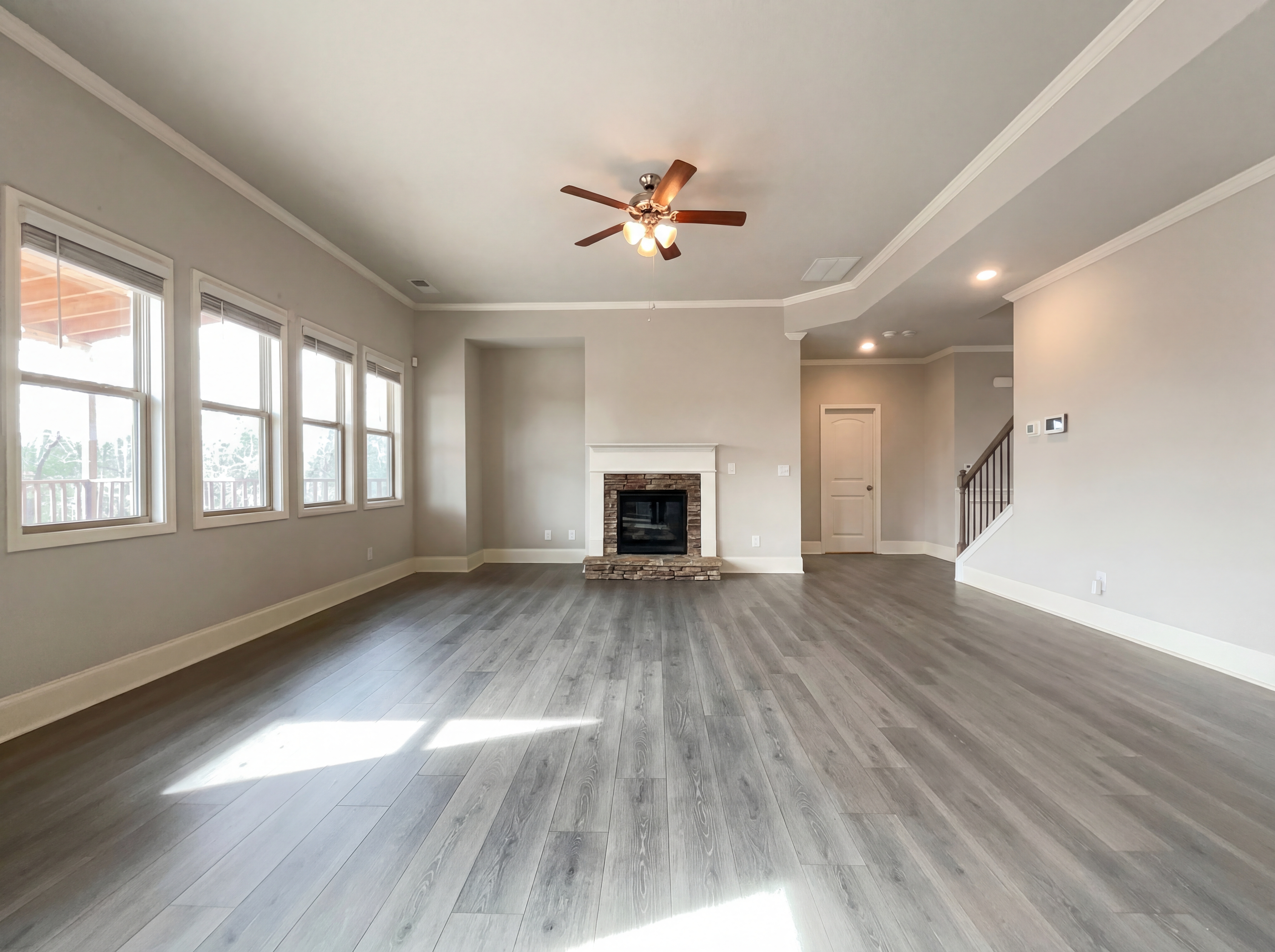 Photo 3 of 29 of 9104 Hanover St, Lithia Springs, GA