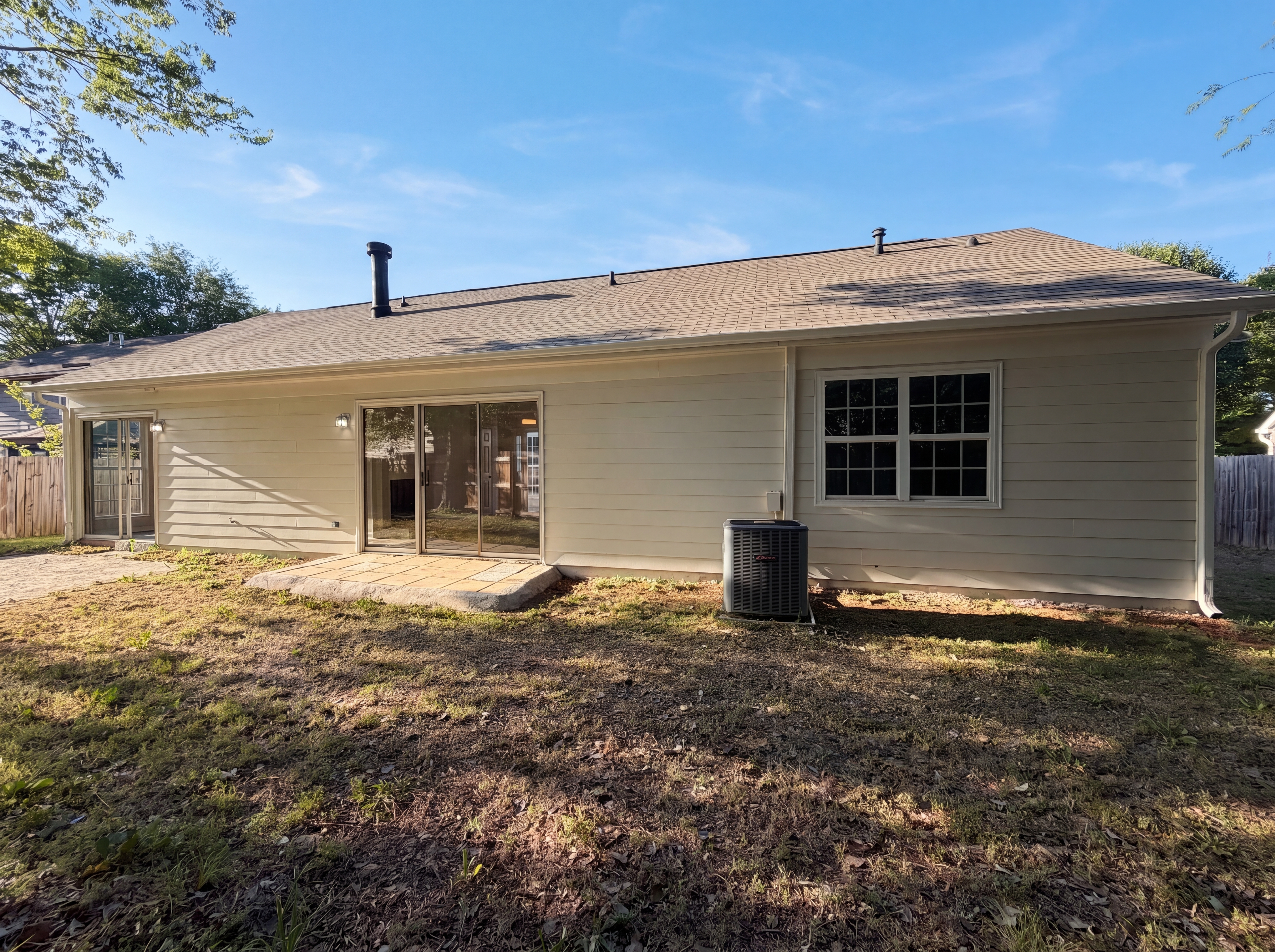 Photo 5 of 16 of 1667 Crestdale Rd, Rock Hill, SC