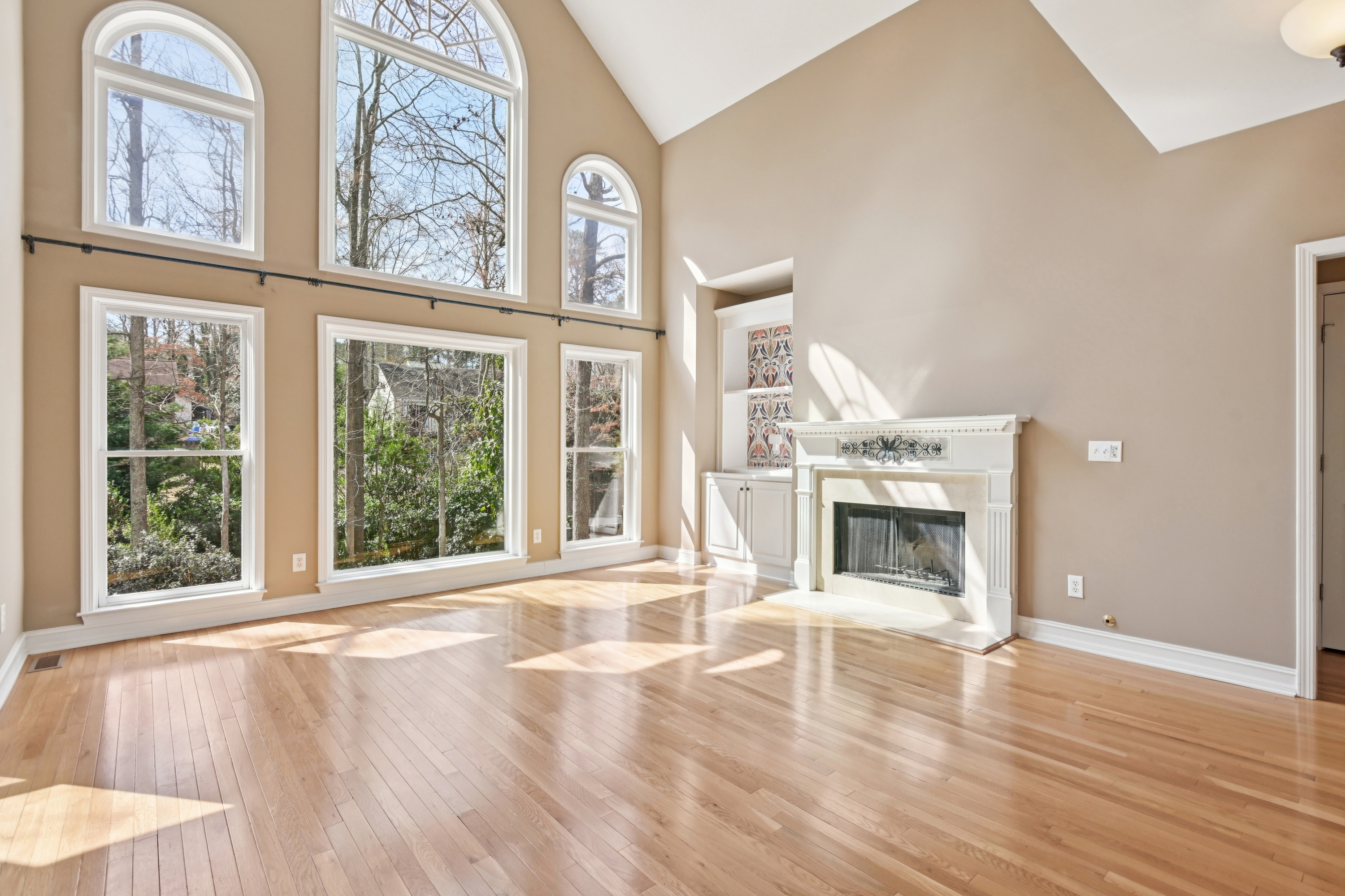Photo 5 of 58 of 3664 Hadfield Dr, Marietta, GA