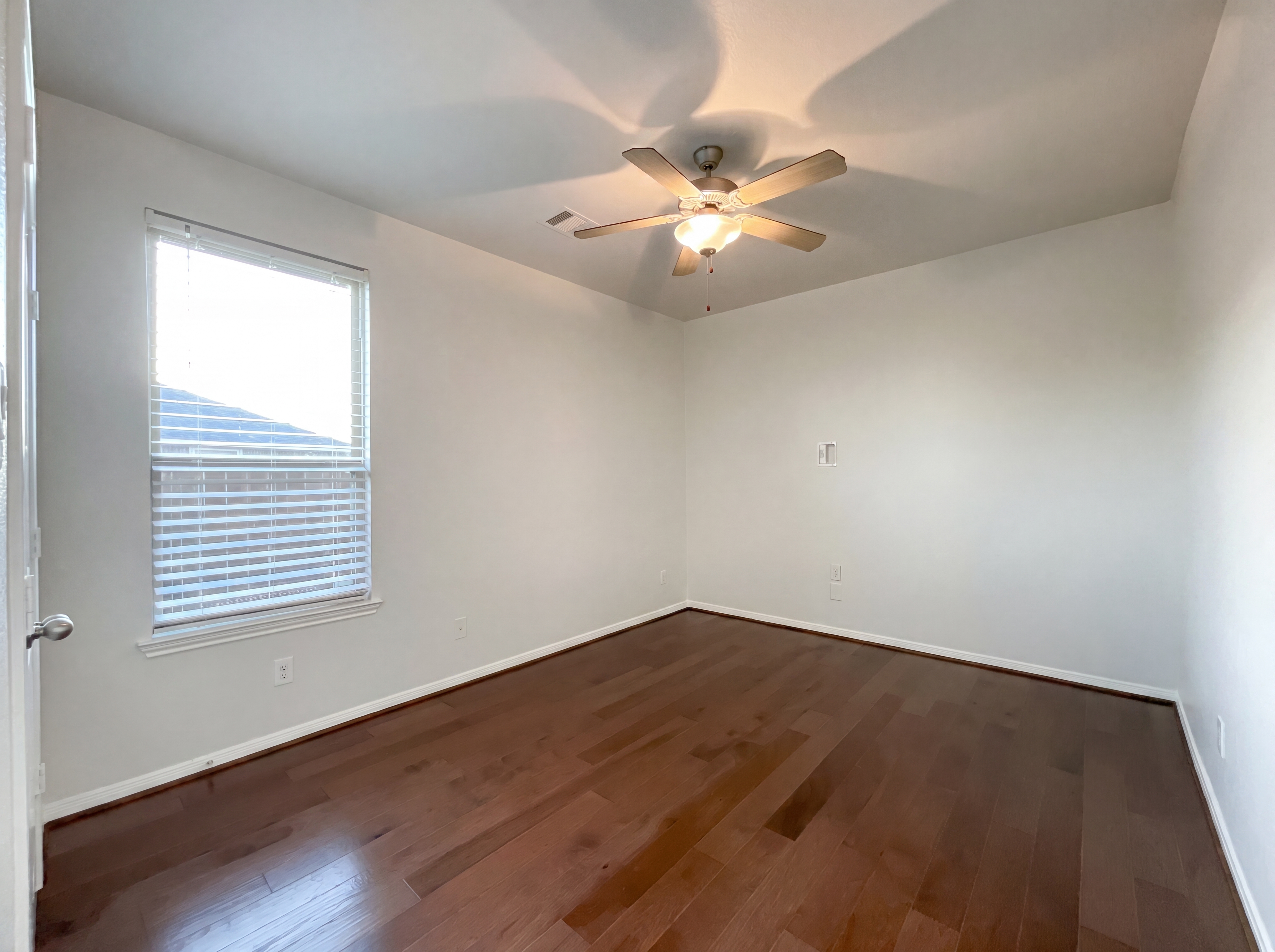 Photo 12 of 19 of 21205 Timber Bluff Ln, Porter, TX