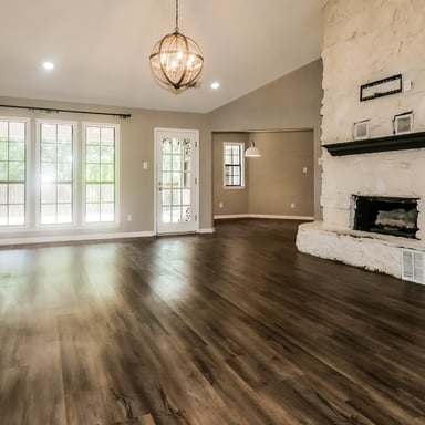 Property photo 3 of 3530 Josee Ln