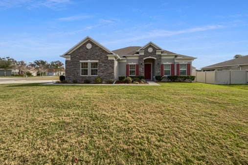 Photo 1 of 24 of 1657 Marsh Pointe Dr, Clermont, FL