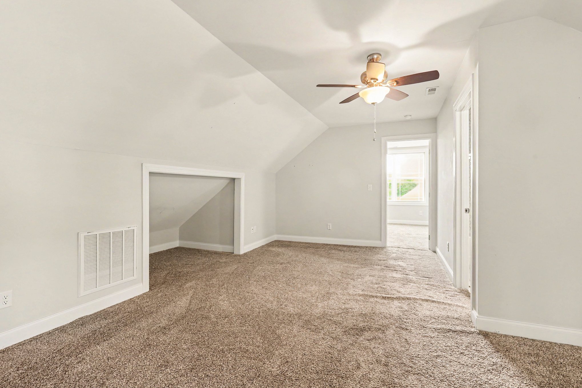 Photo 14 of 21 of 168 Triple Fairways Dr, Hendersonville, NC