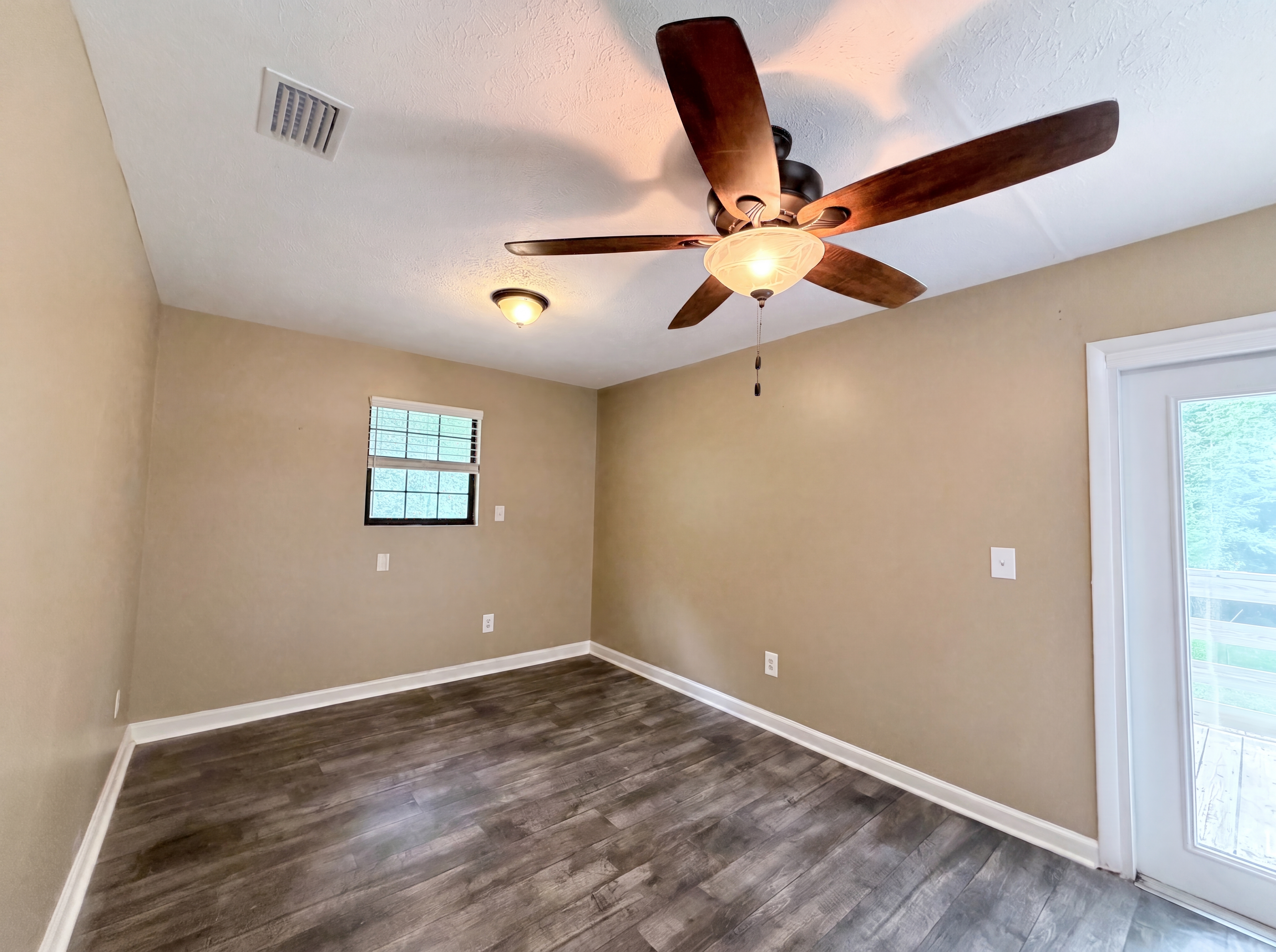 Photo 8 of 18 of 94 Conifer Cir, Middleburg, FL