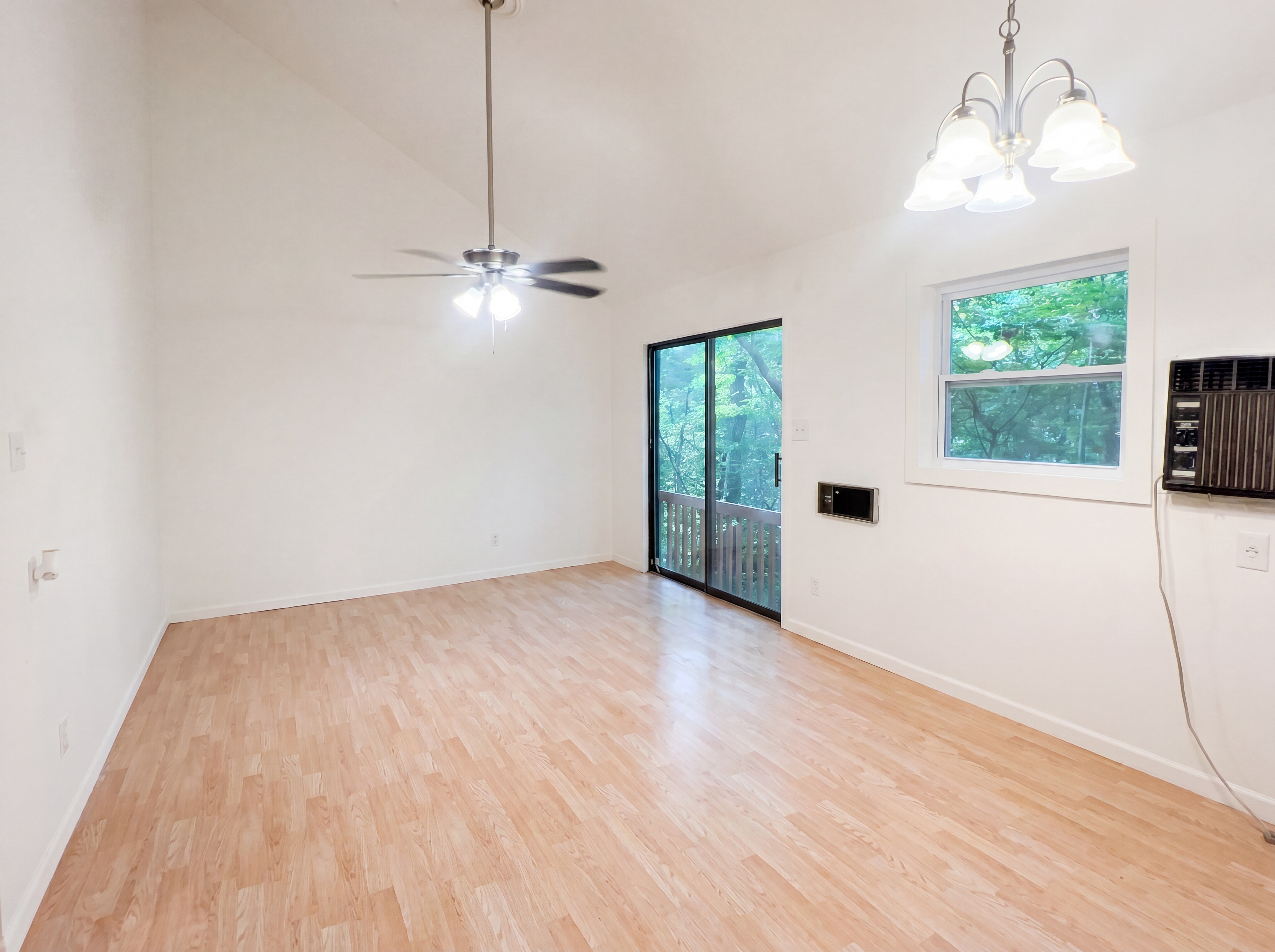 Photo 5 of 21 of 120 Jade Rd, Rocky Mount, MO