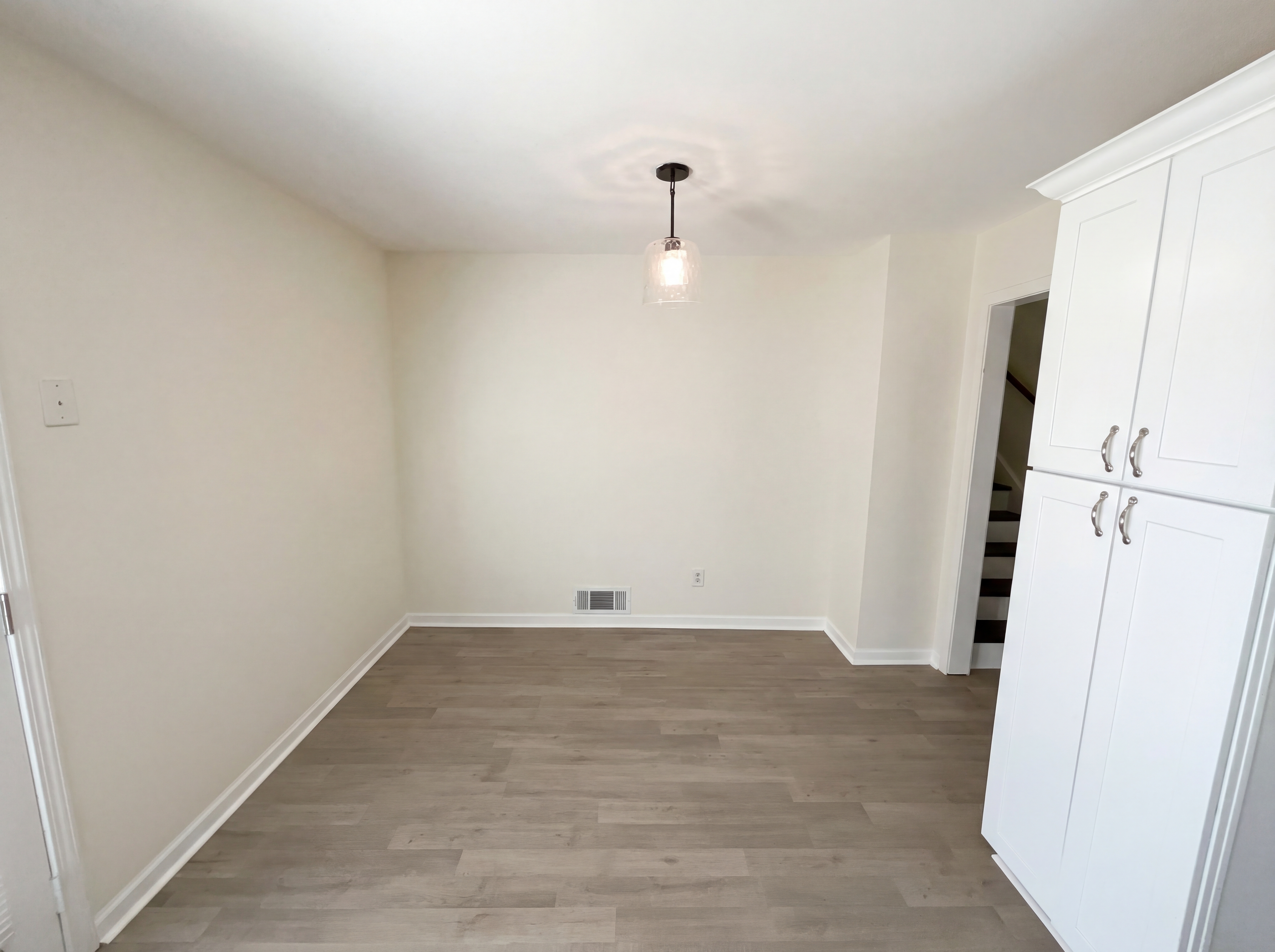 Photo 9 of 19 of 167 Bridgewood Dr SE, Conyers, GA