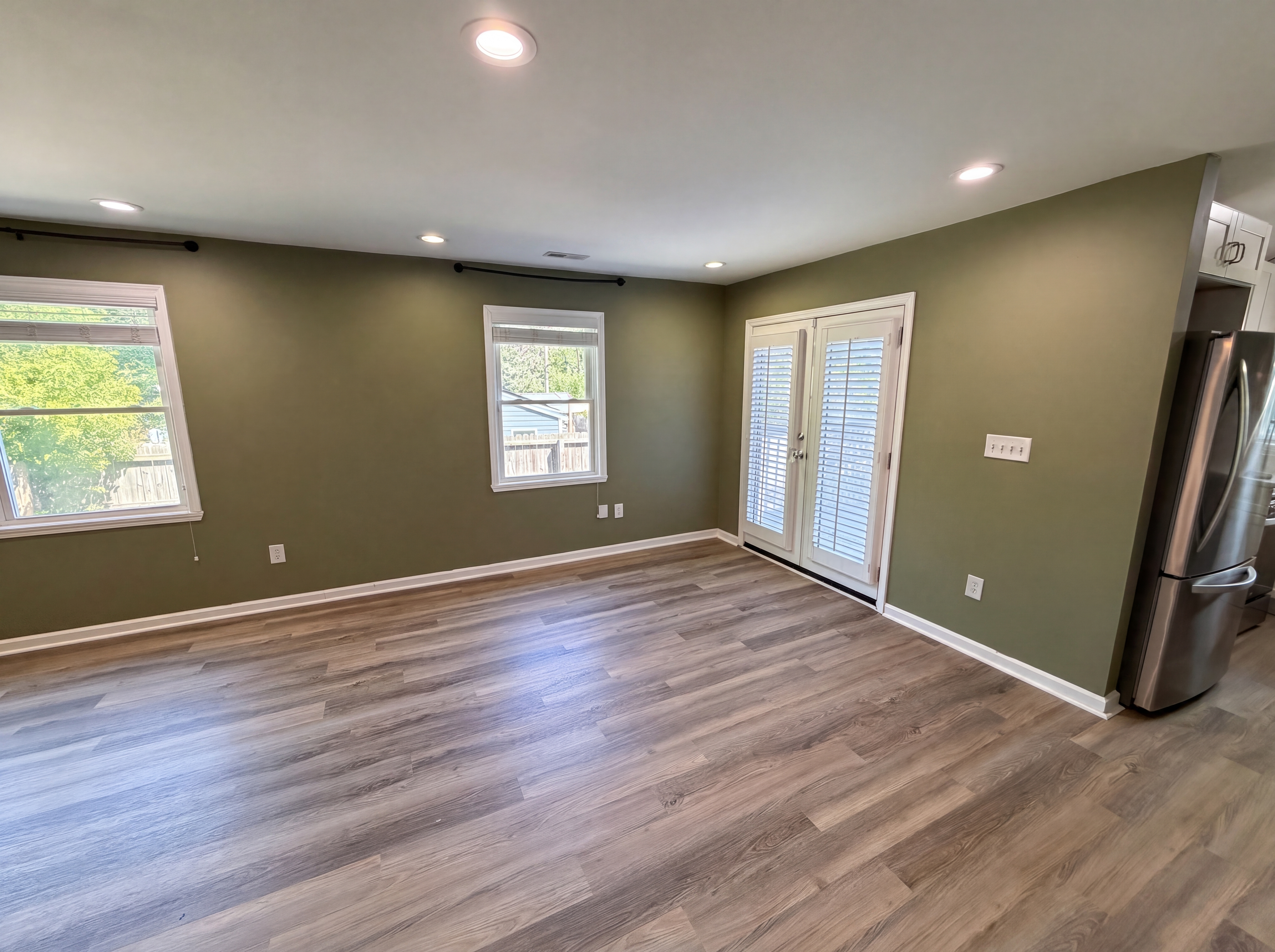 Photo 9 of 22 of 1520 Herrin Ave, Charlotte, NC
