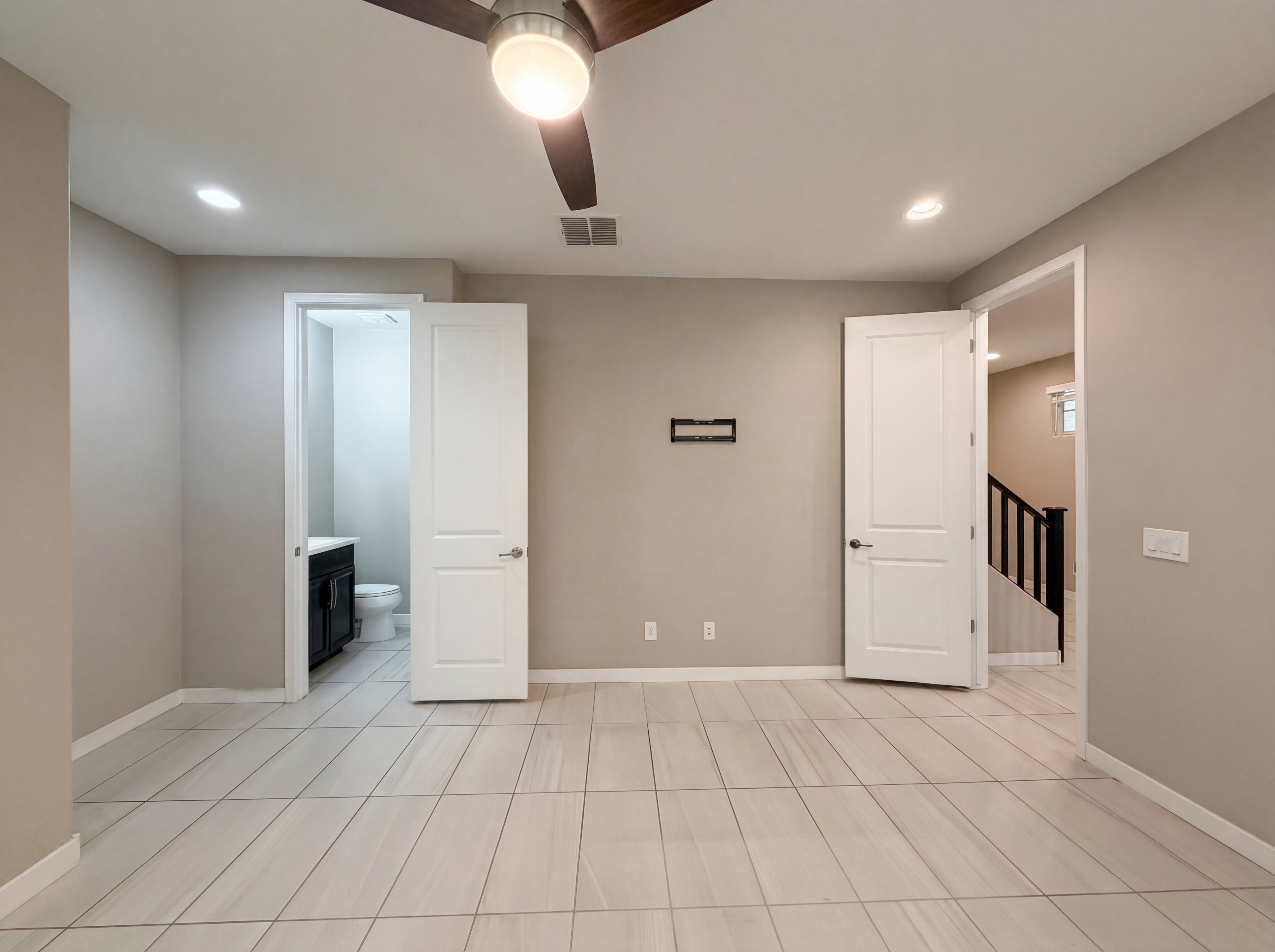 Photo 11 of 24 of 779 W Winchester Dr, Chandler, AZ