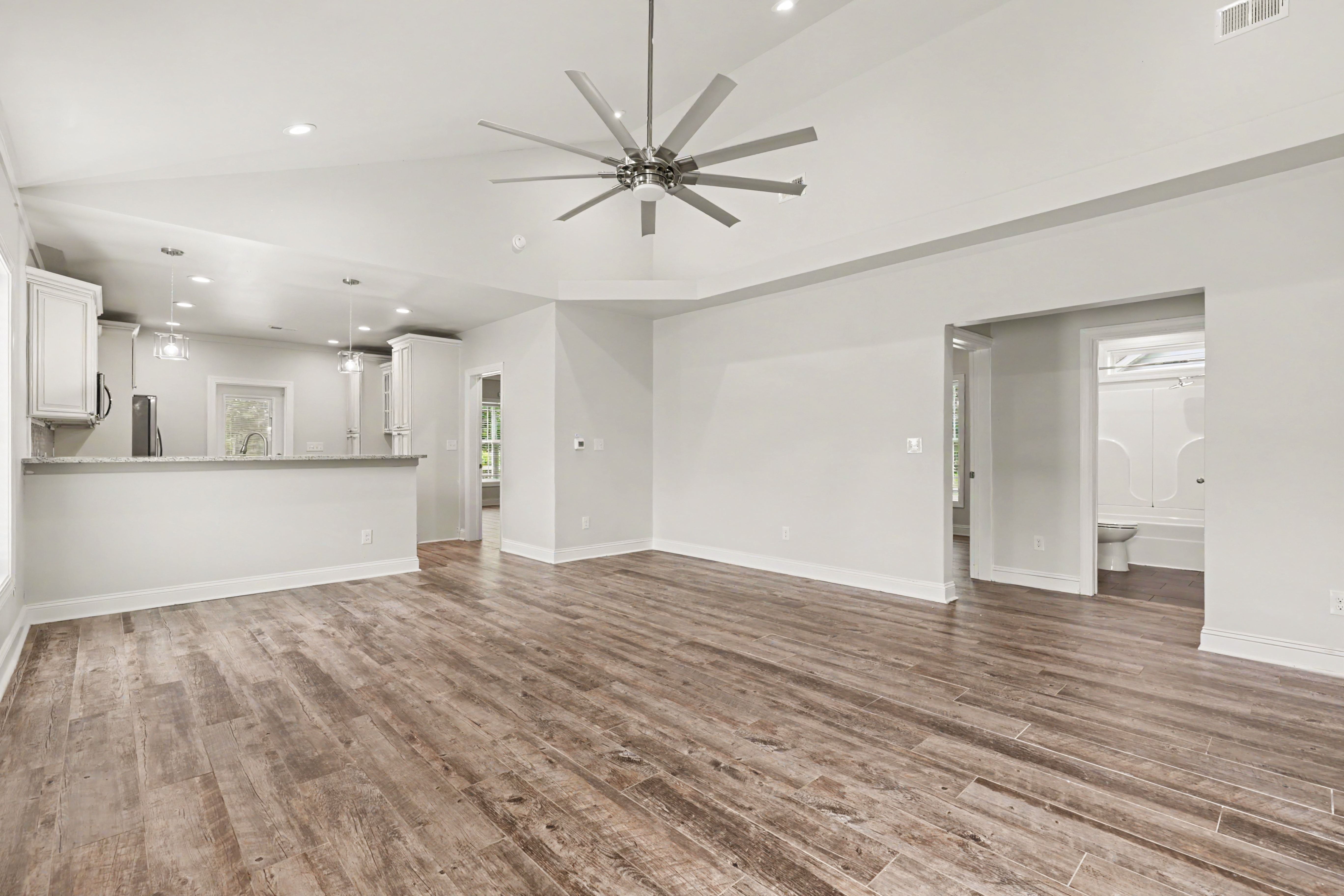 Photo 10 of 20 of 516 Truitt Dr, Longs, SC