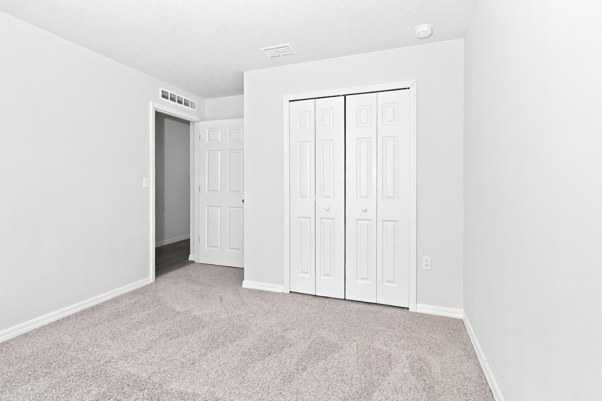 Photo 15 of 23 of 2462 SE Watercrest St, Port Saint Lucie, FL