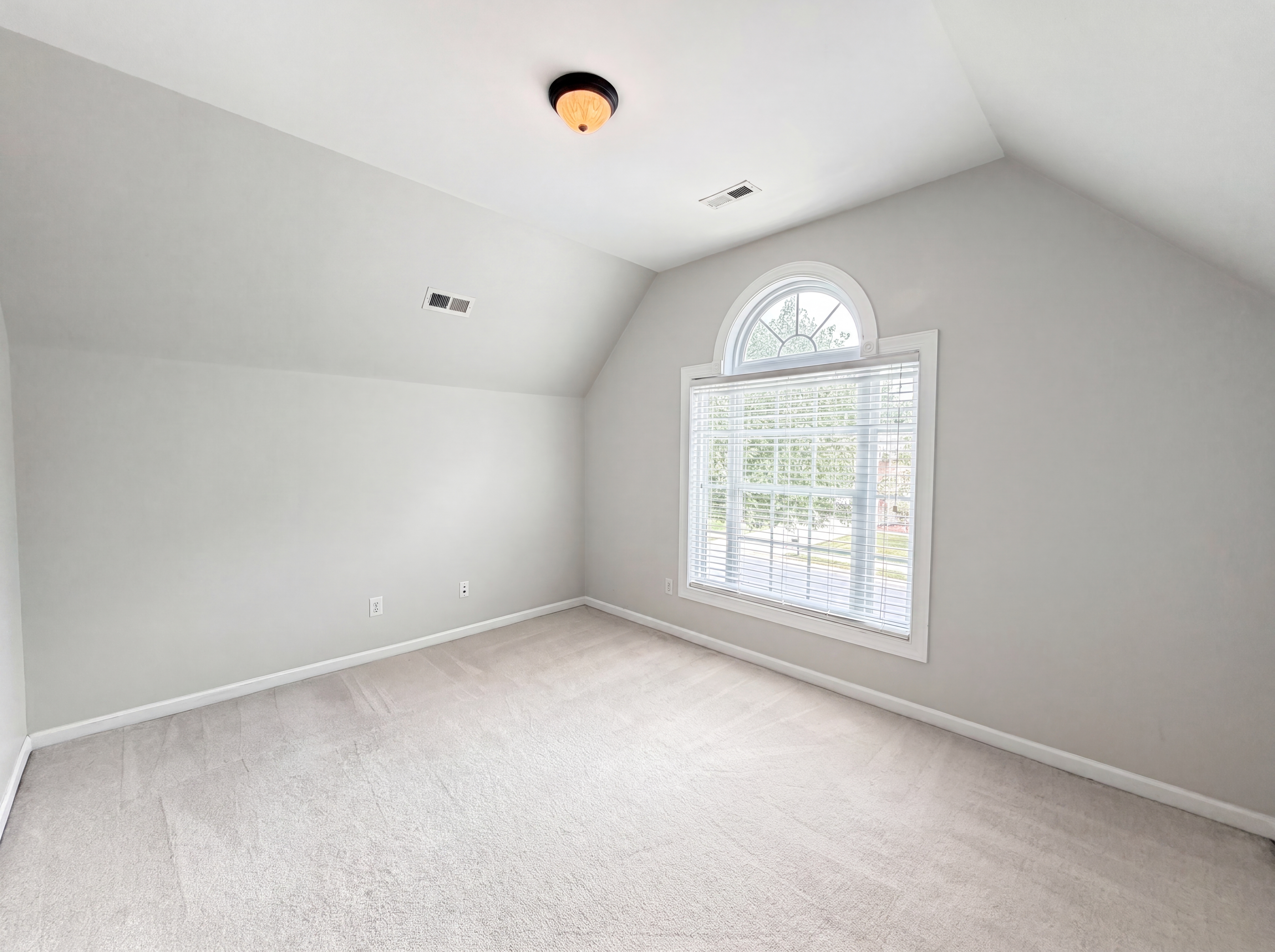 Photo 10 of 22 of 12312 Chesley Dr, Charlotte, NC