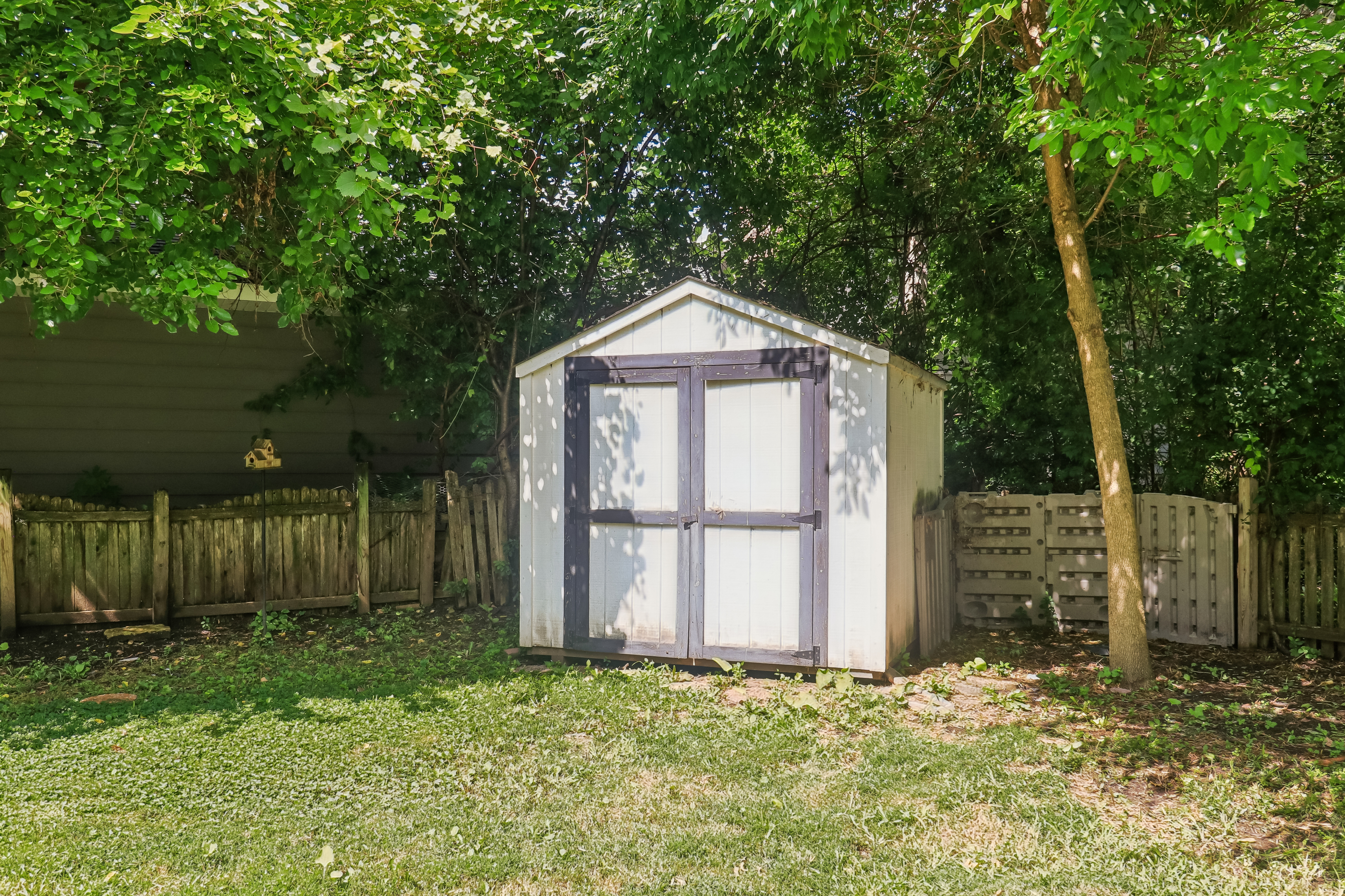 Photo 40 of 46 of 1053 Laurel Ln, Naperville, IL