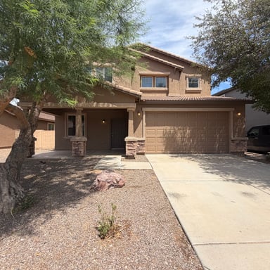 Property photo 1 of 936 E Crimm Rd