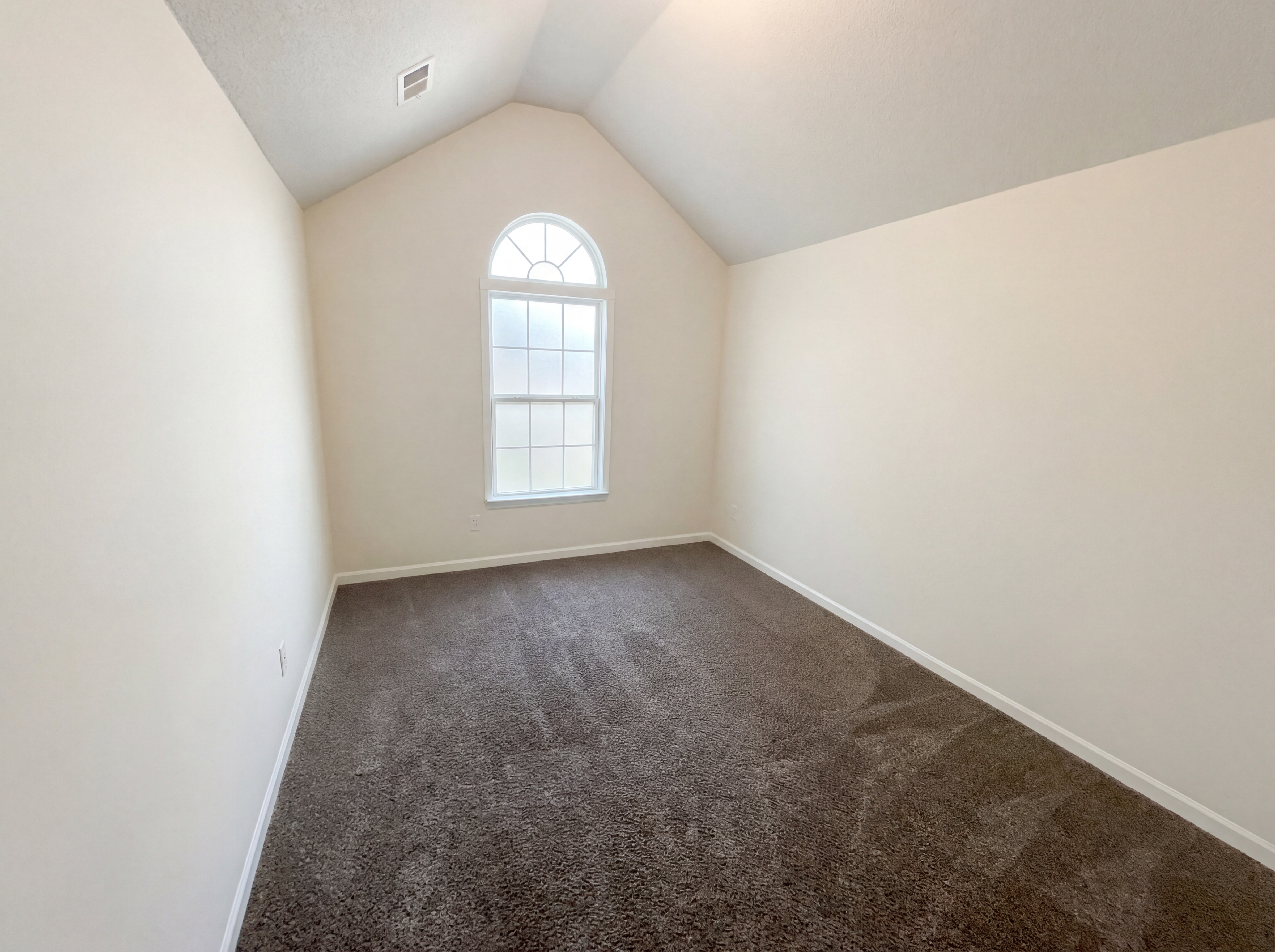 Photo 11 of 22 of 1630 Tigris Ct, Atlanta, GA