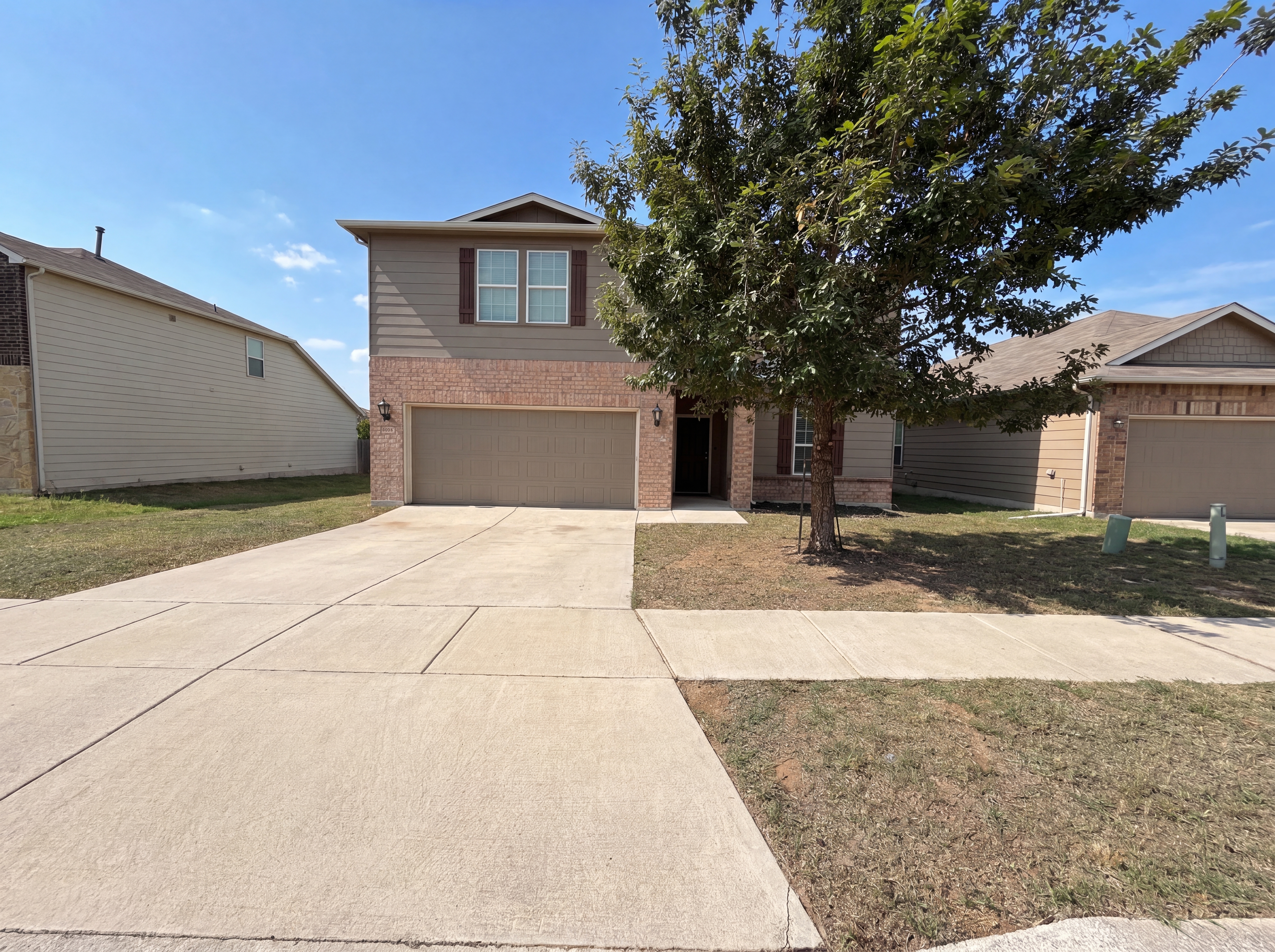 Photo 15 of 18 of 10611 Mary Scheel Ln, Converse, TX