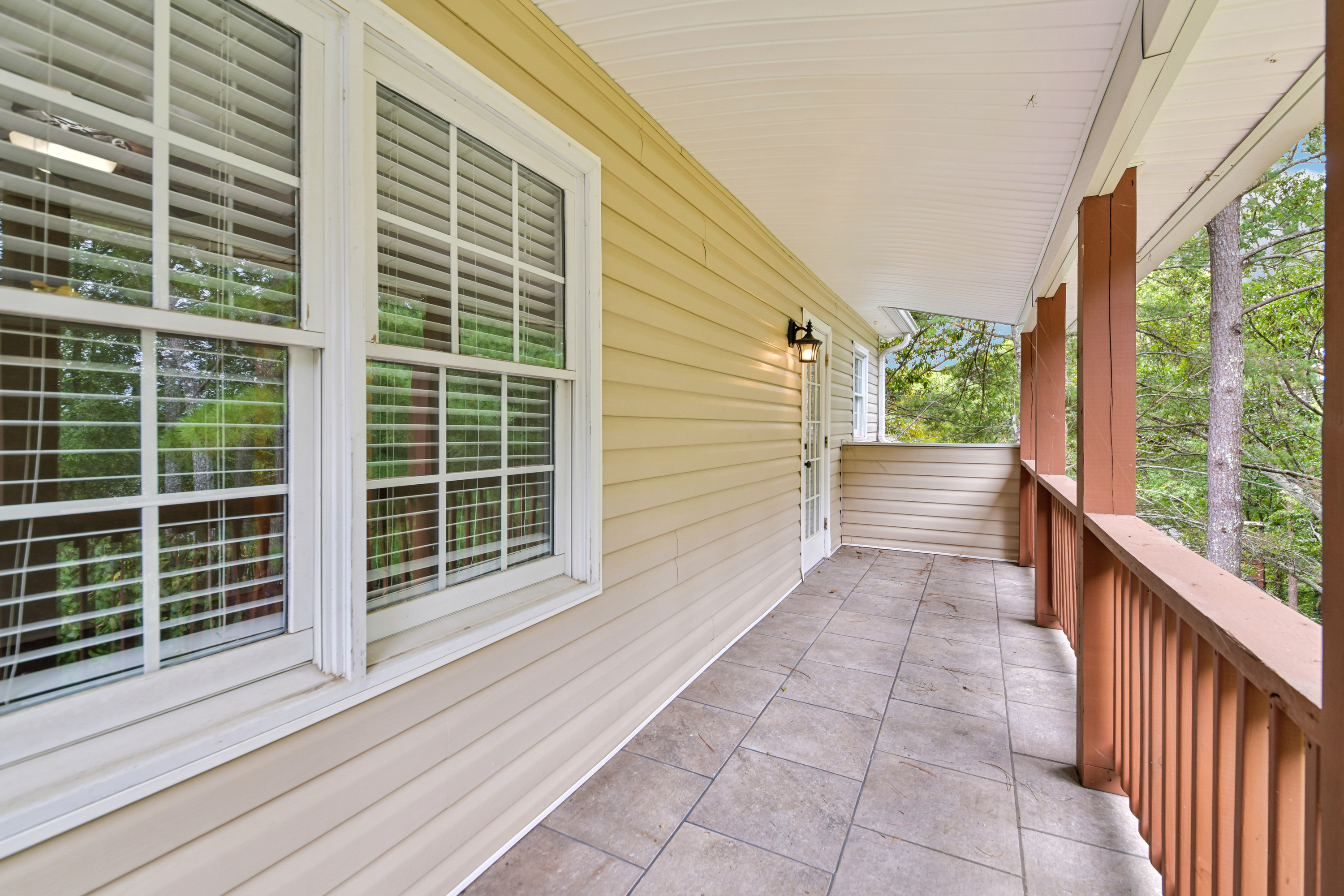 Photo 40 of 56 of 2298 Camden Dr SW, Marietta, GA